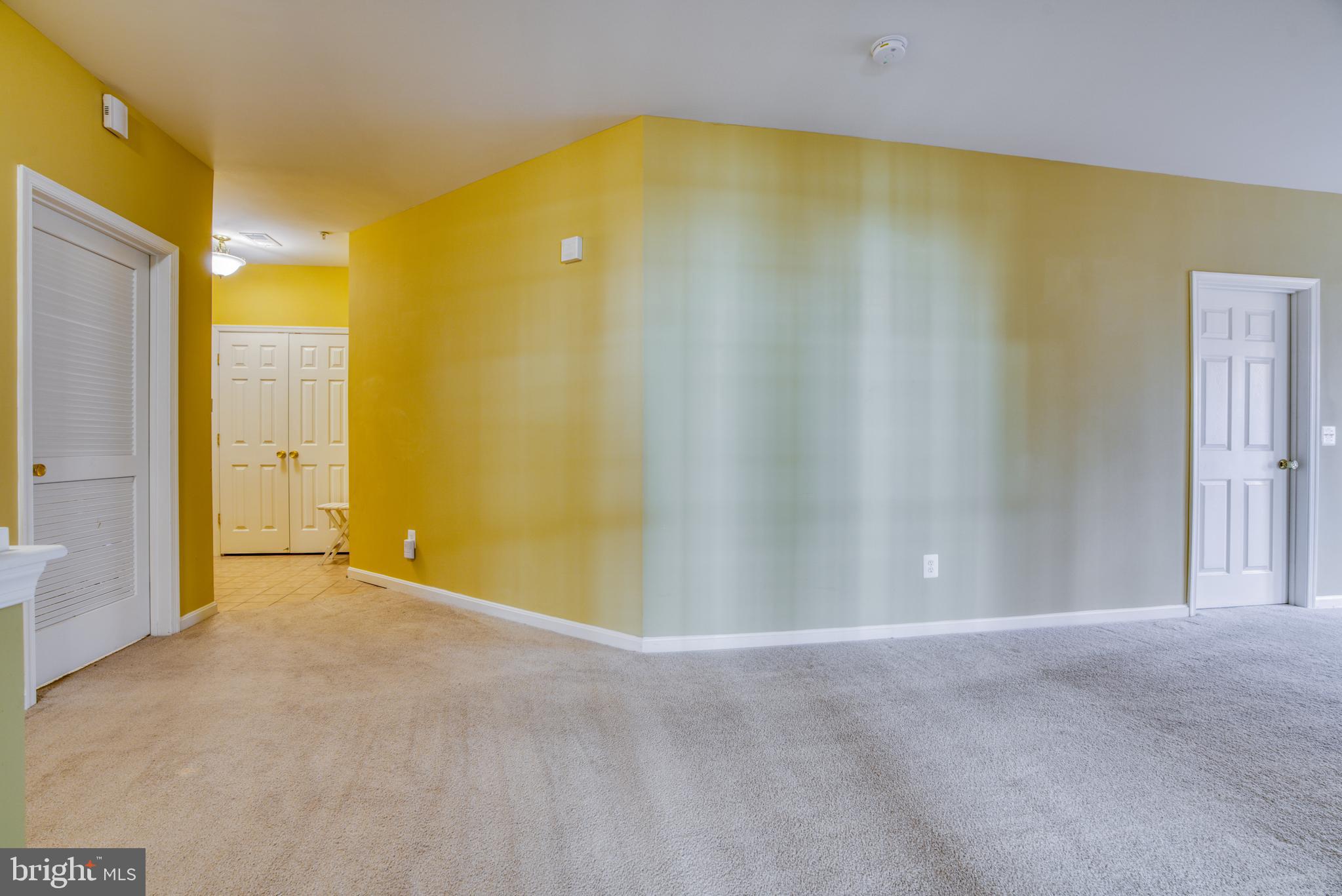 VICTORIA FALLS 4 CONDO-P - Residential