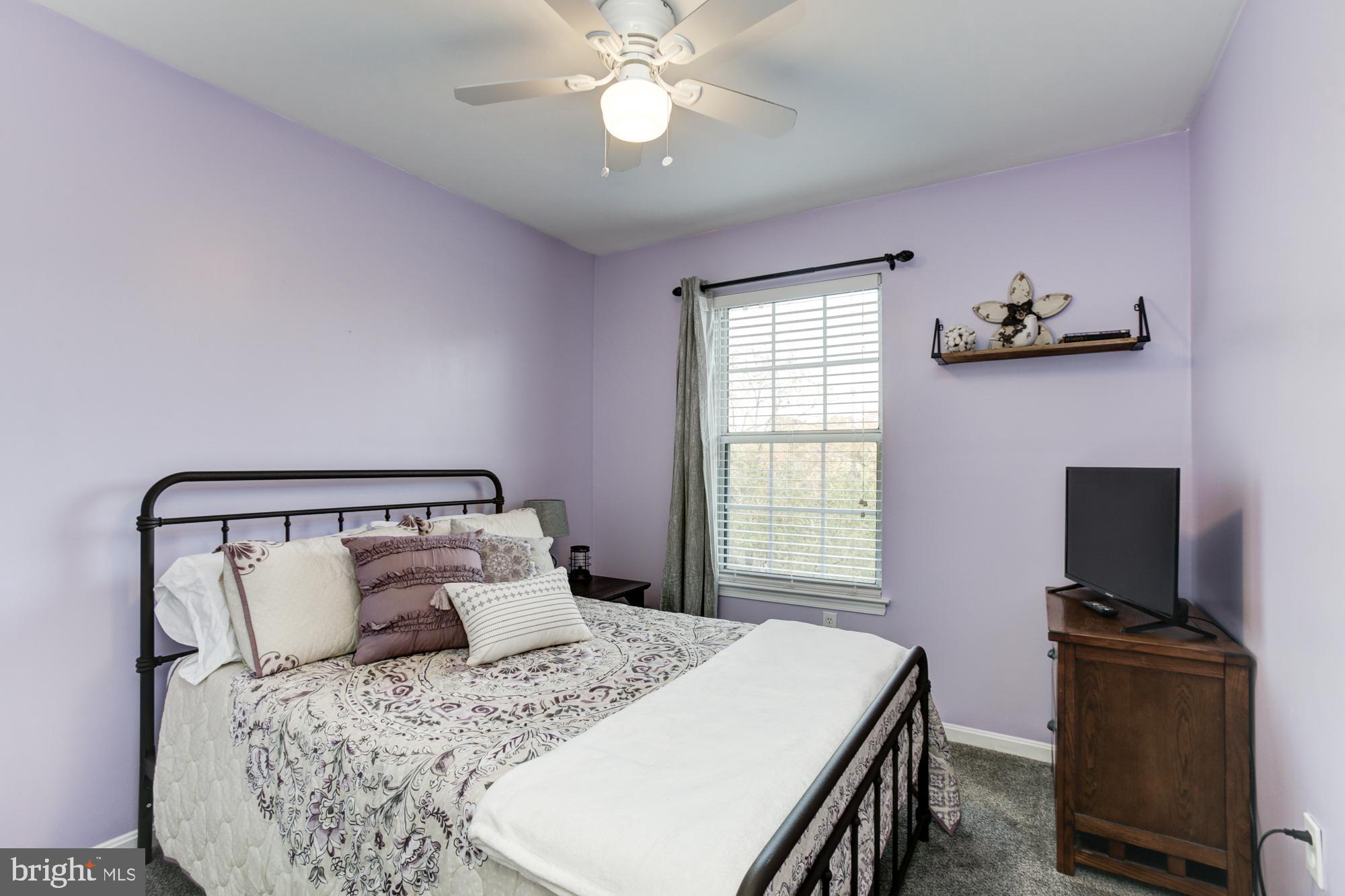 STONEY BEACH - Residential