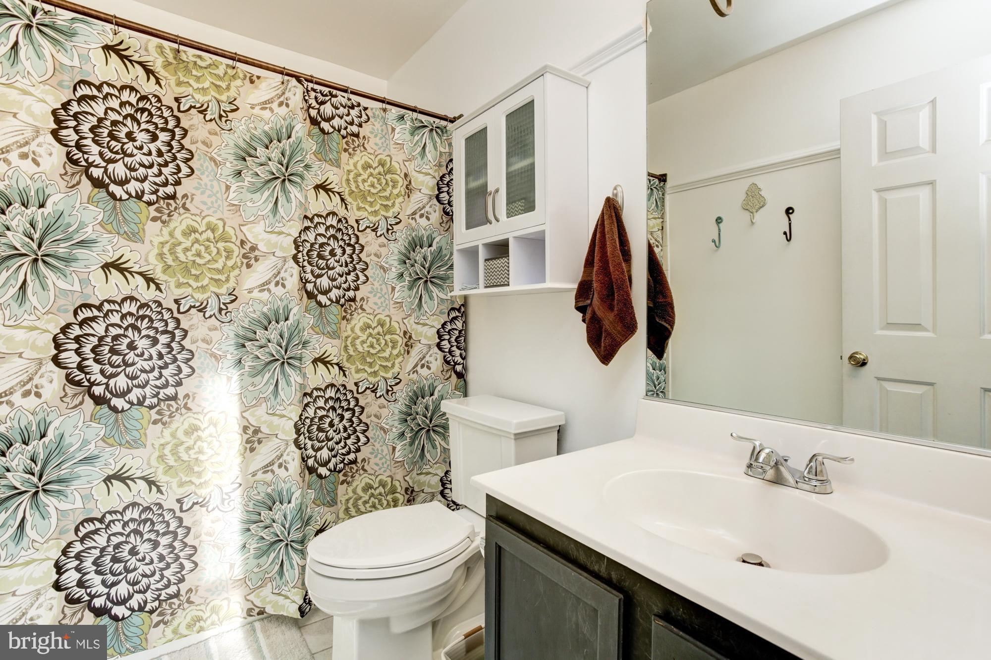 STONEY BEACH - Residential