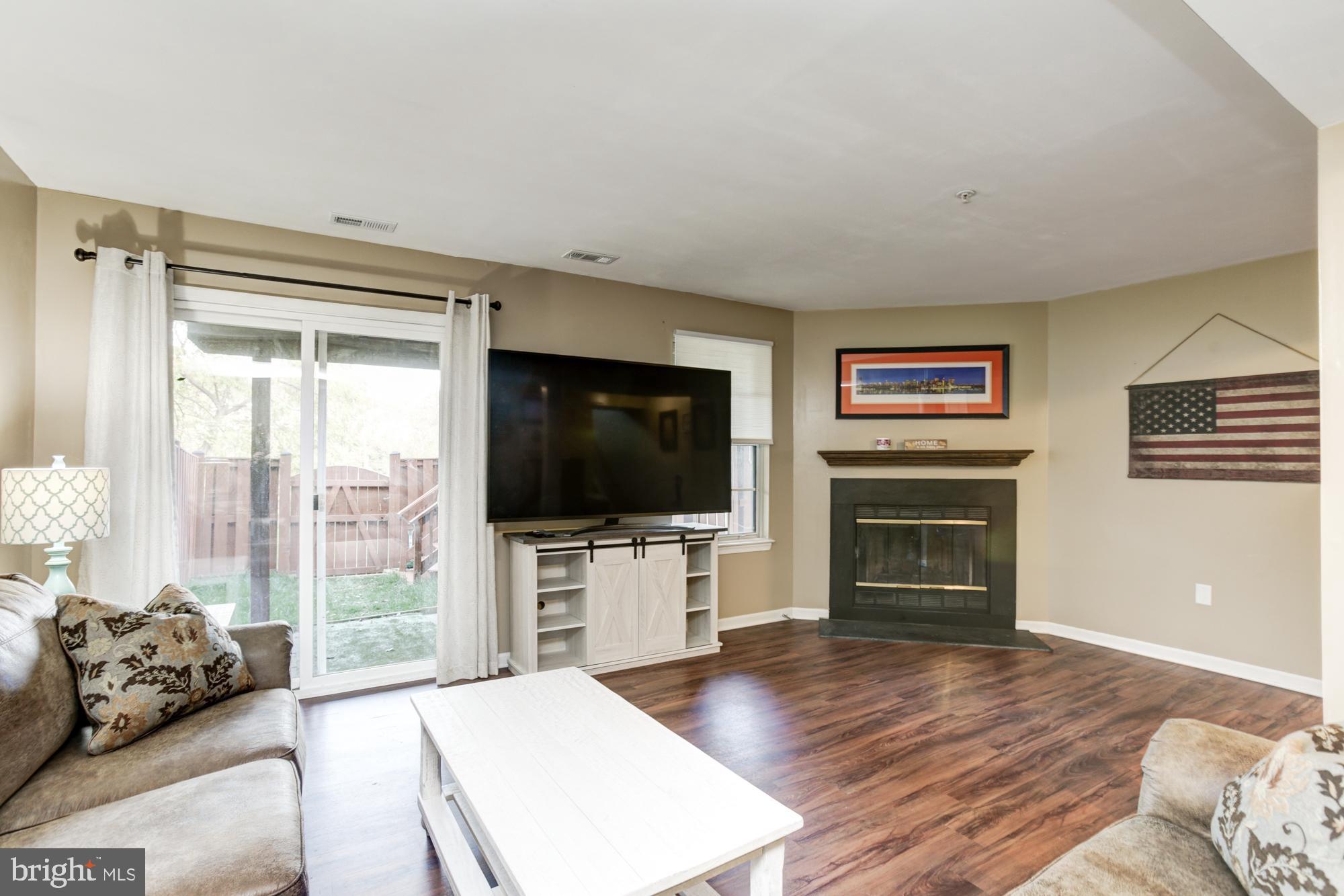 STONEY BEACH - Residential