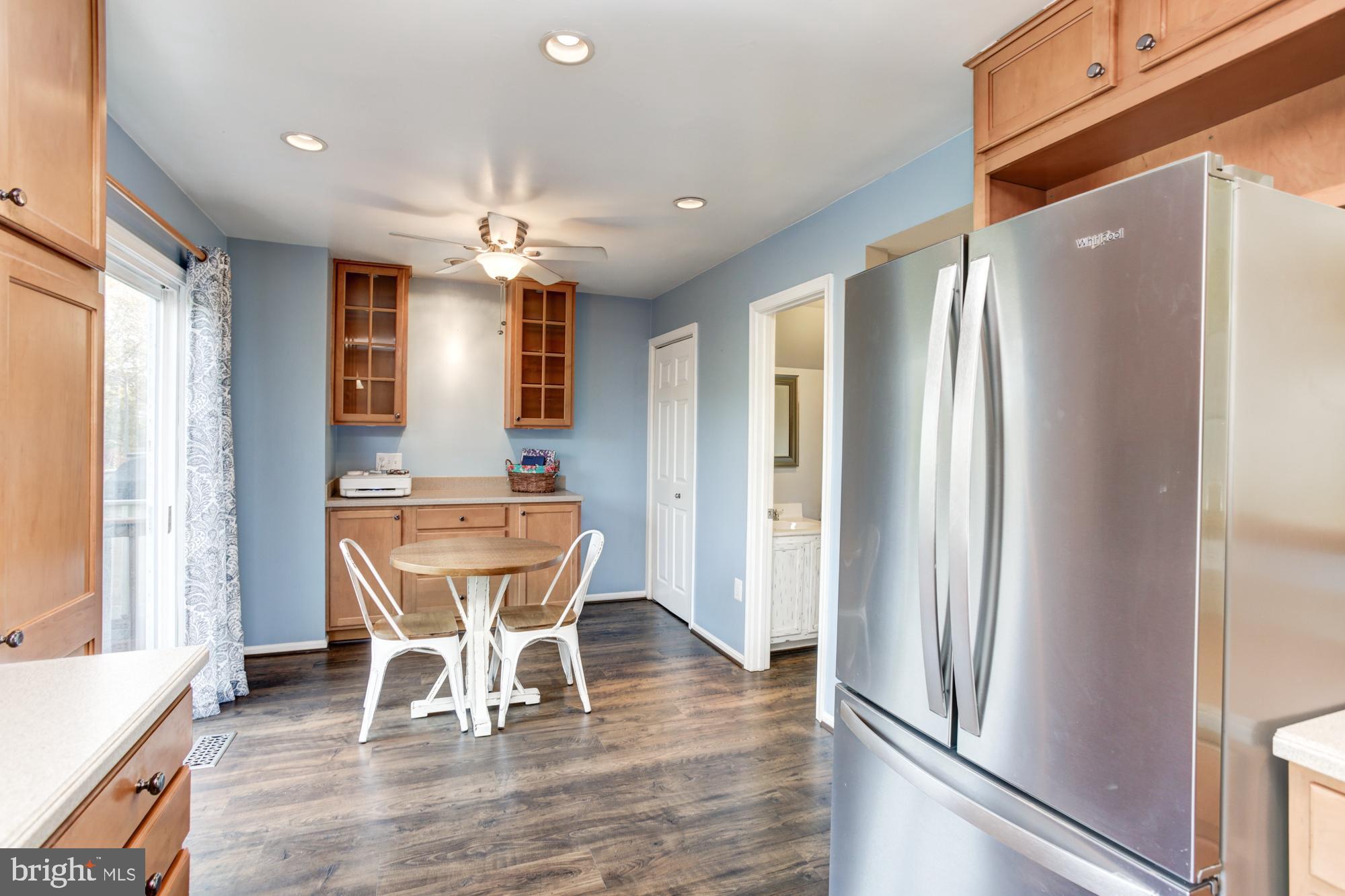 STONEY BEACH - Residential