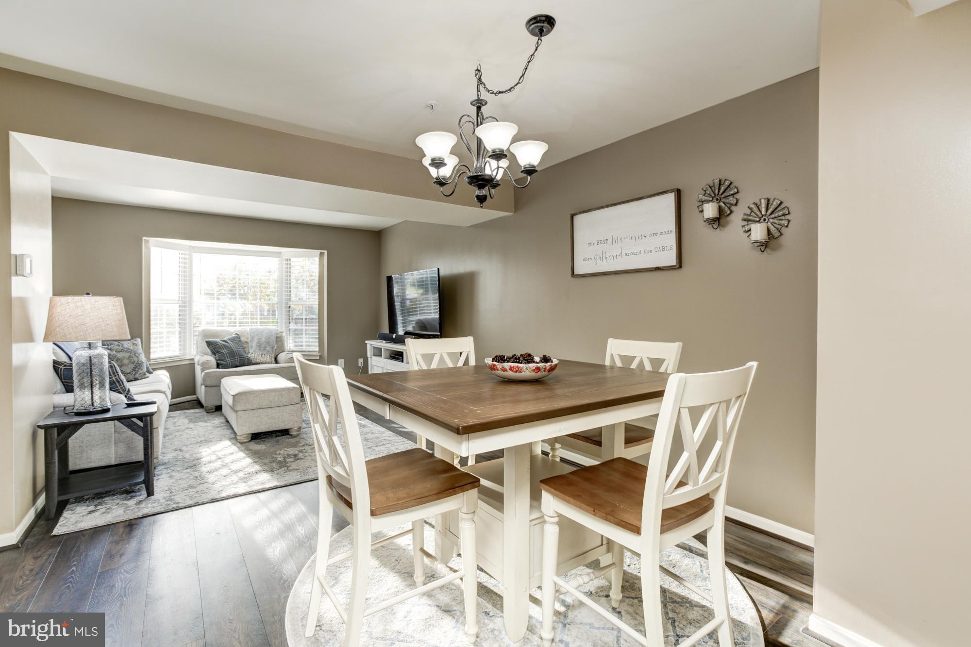 STONEY BEACH - Residential