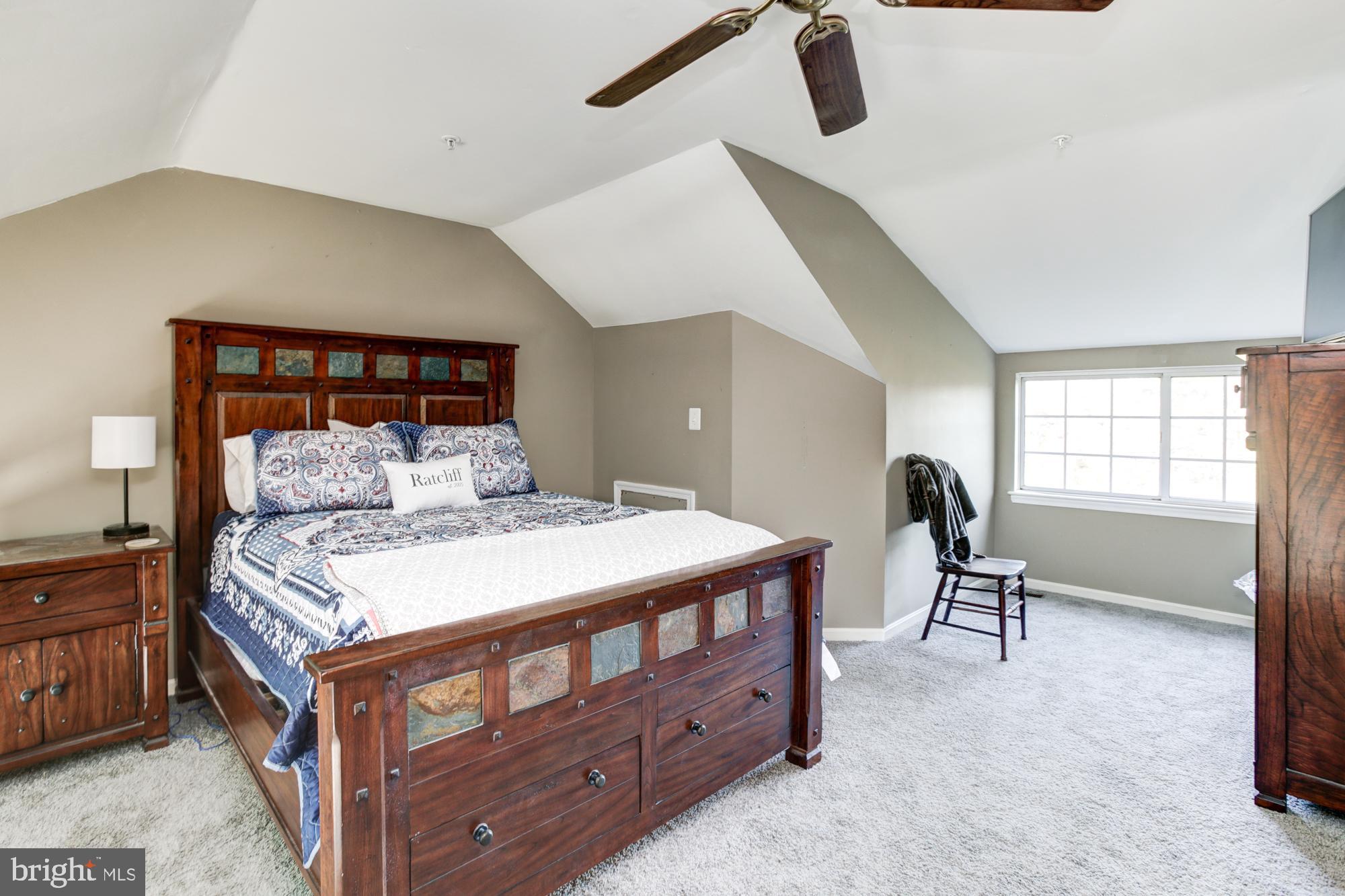 STONEY BEACH - Residential