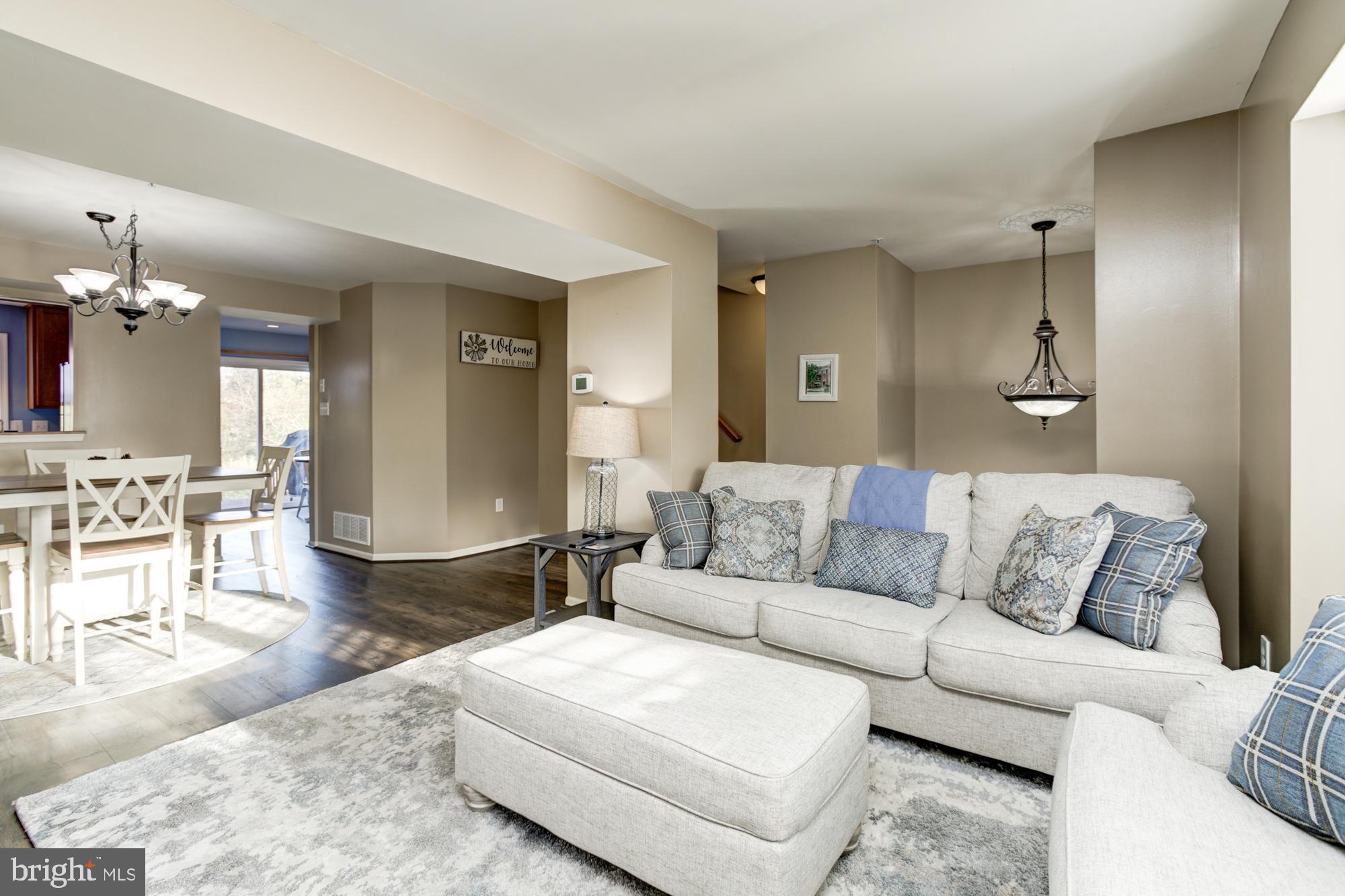 STONEY BEACH - Residential