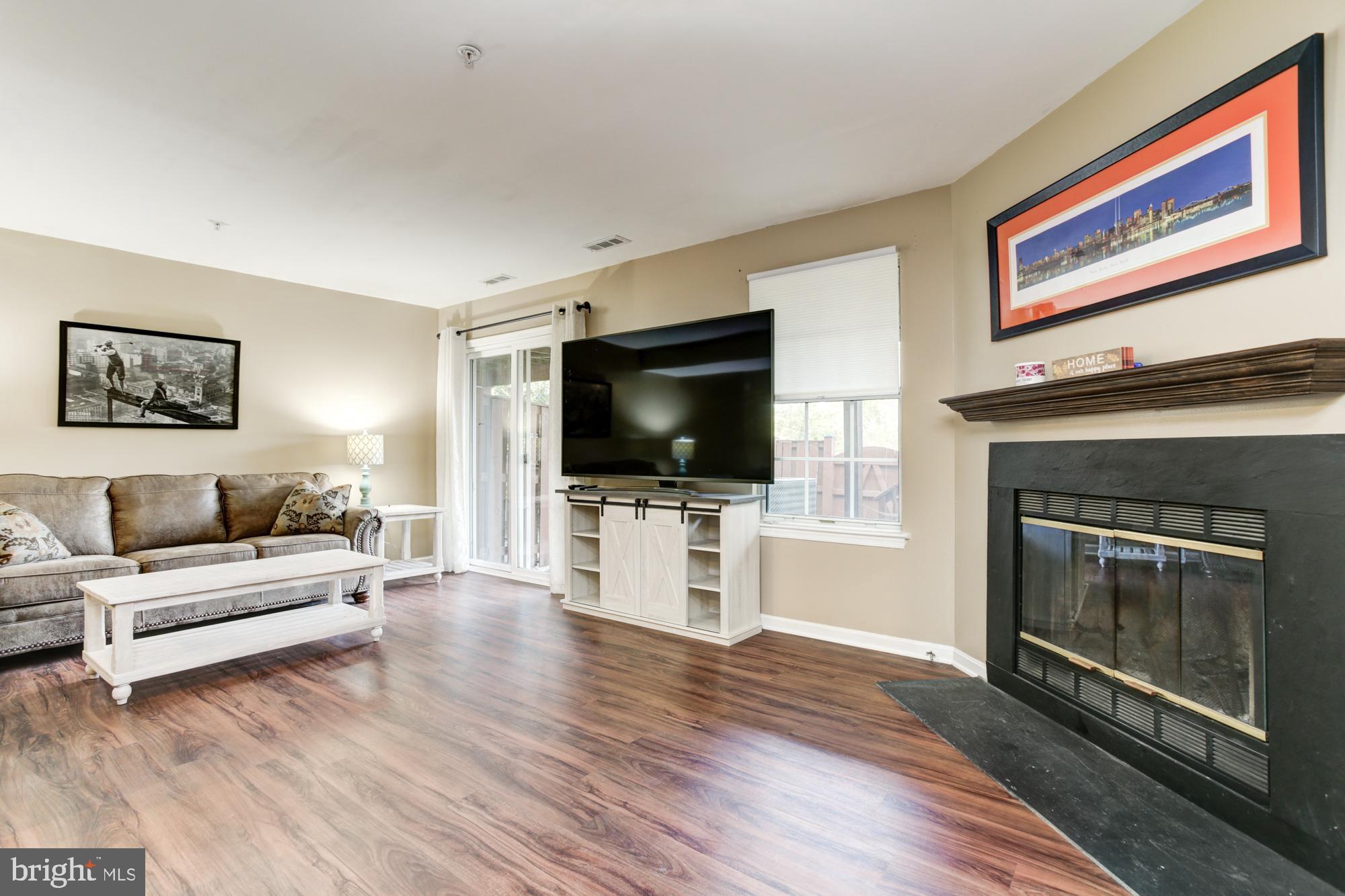 STONEY BEACH - Residential