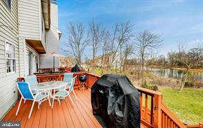 STONEY BEACH - Residential