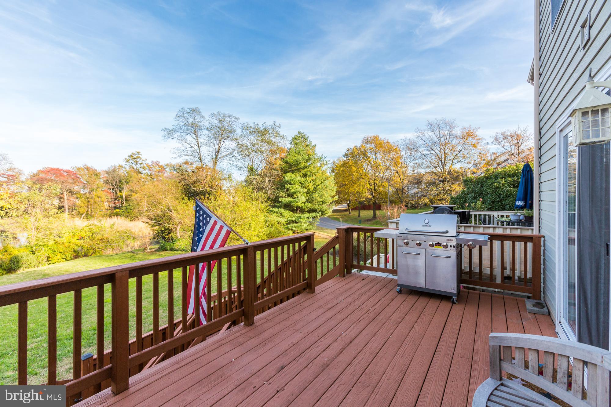STONEY BEACH - Residential