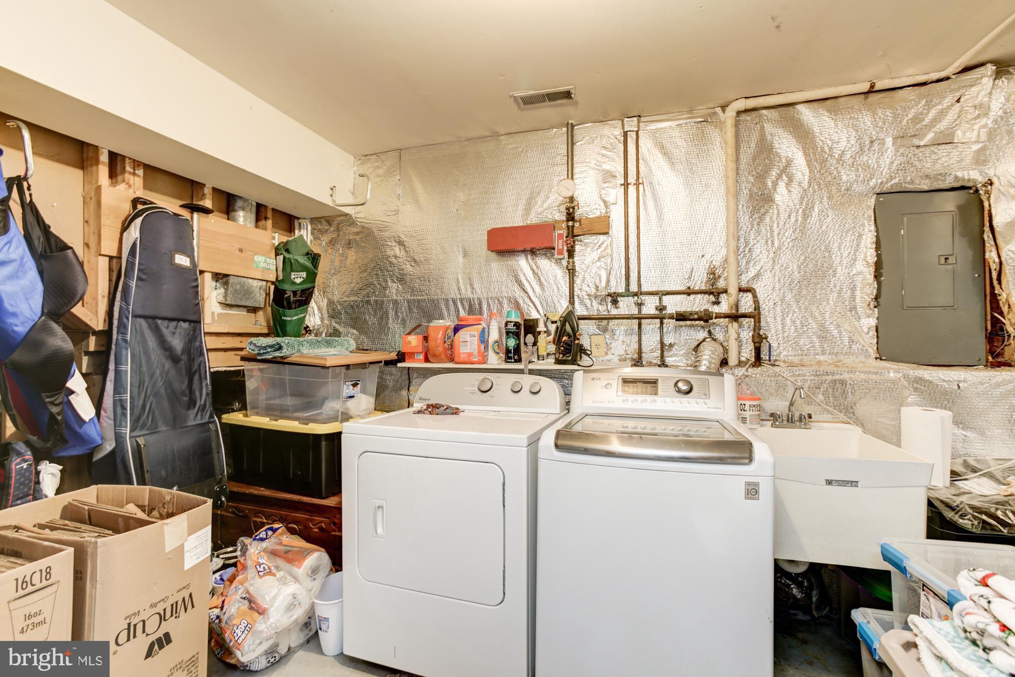 STONEY BEACH - Residential