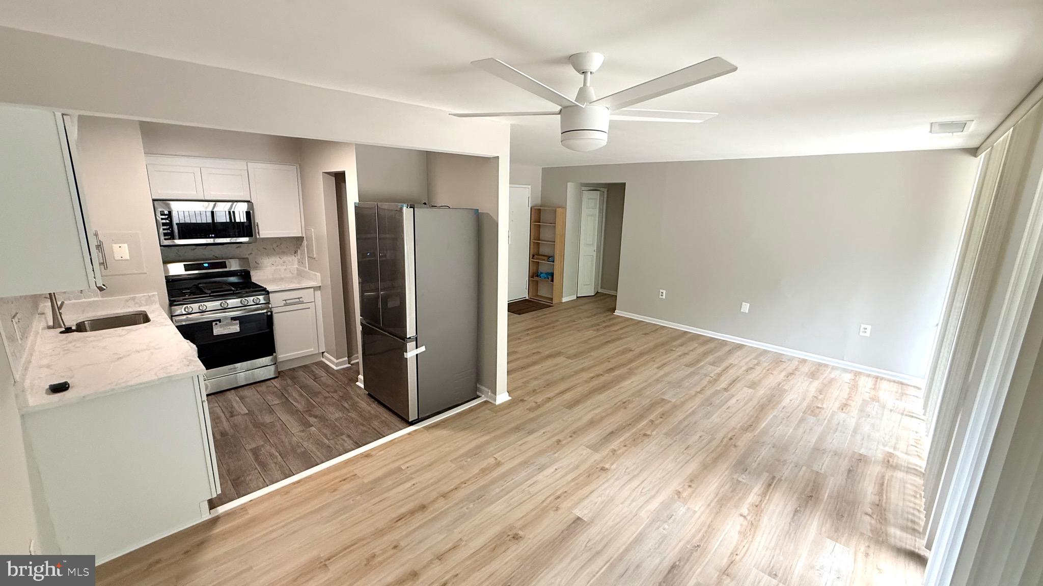 4360 IVYMOUNT COURT 28