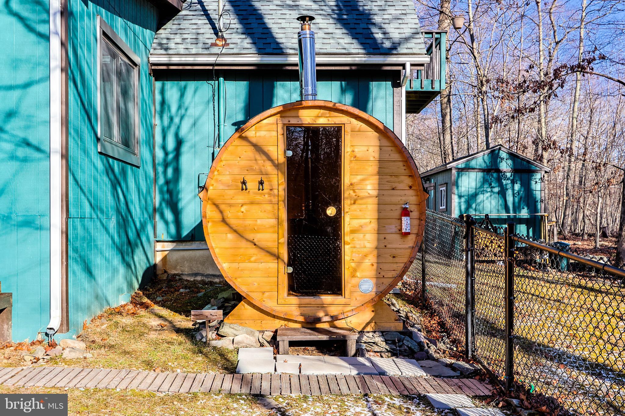 LEISURE LANDS - Residential