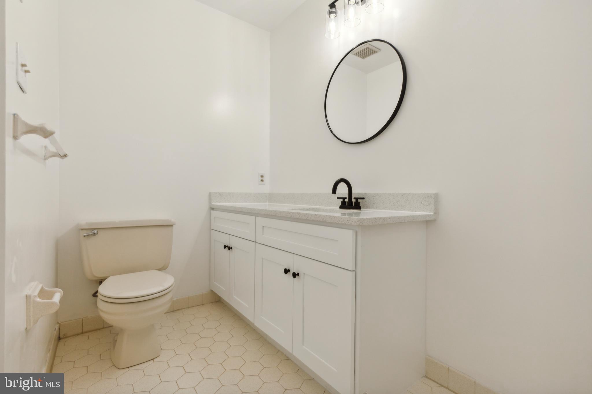 OAK KNOLL - Residential