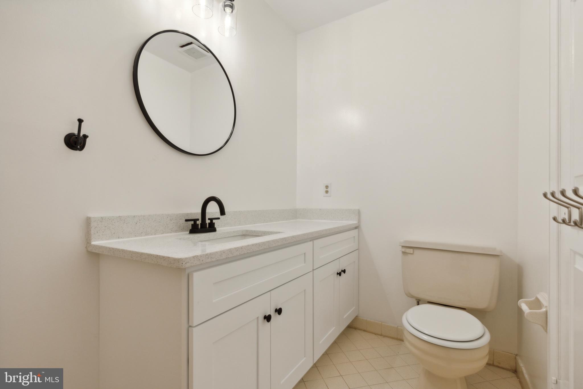 OAK KNOLL - Residential