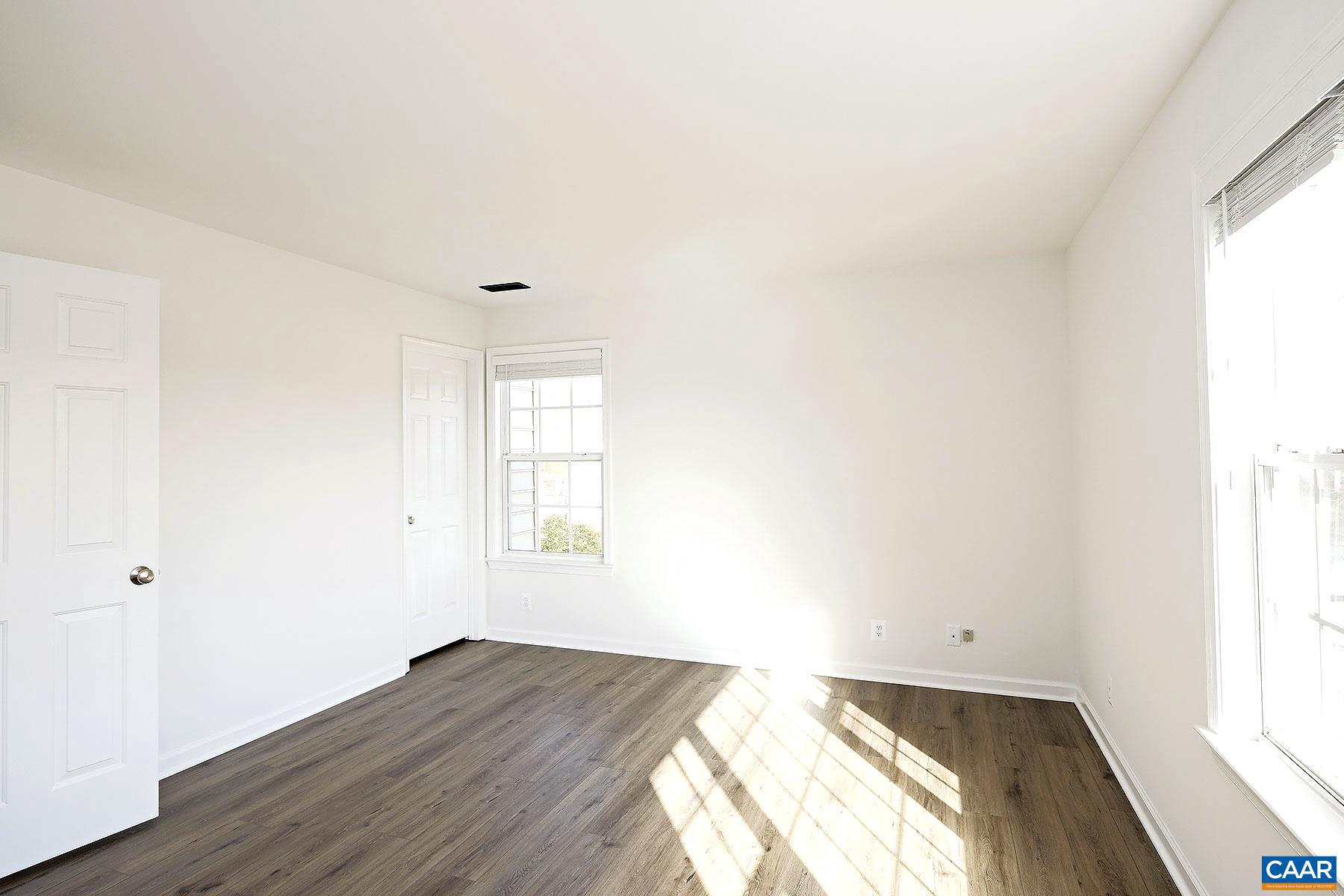 BARGAMIN PARK - Residential Lease