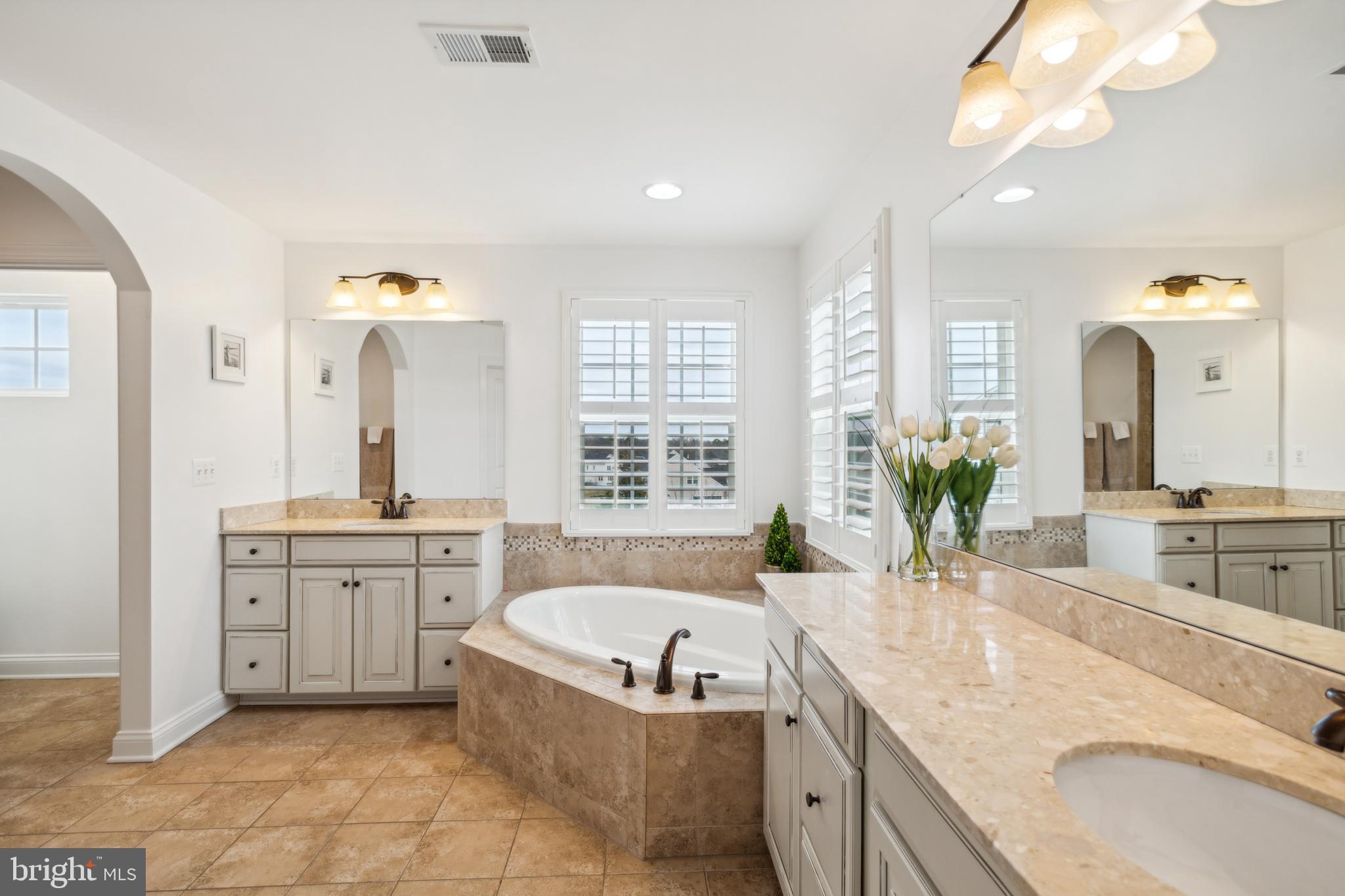 DAWSON'S CORNER - Residential