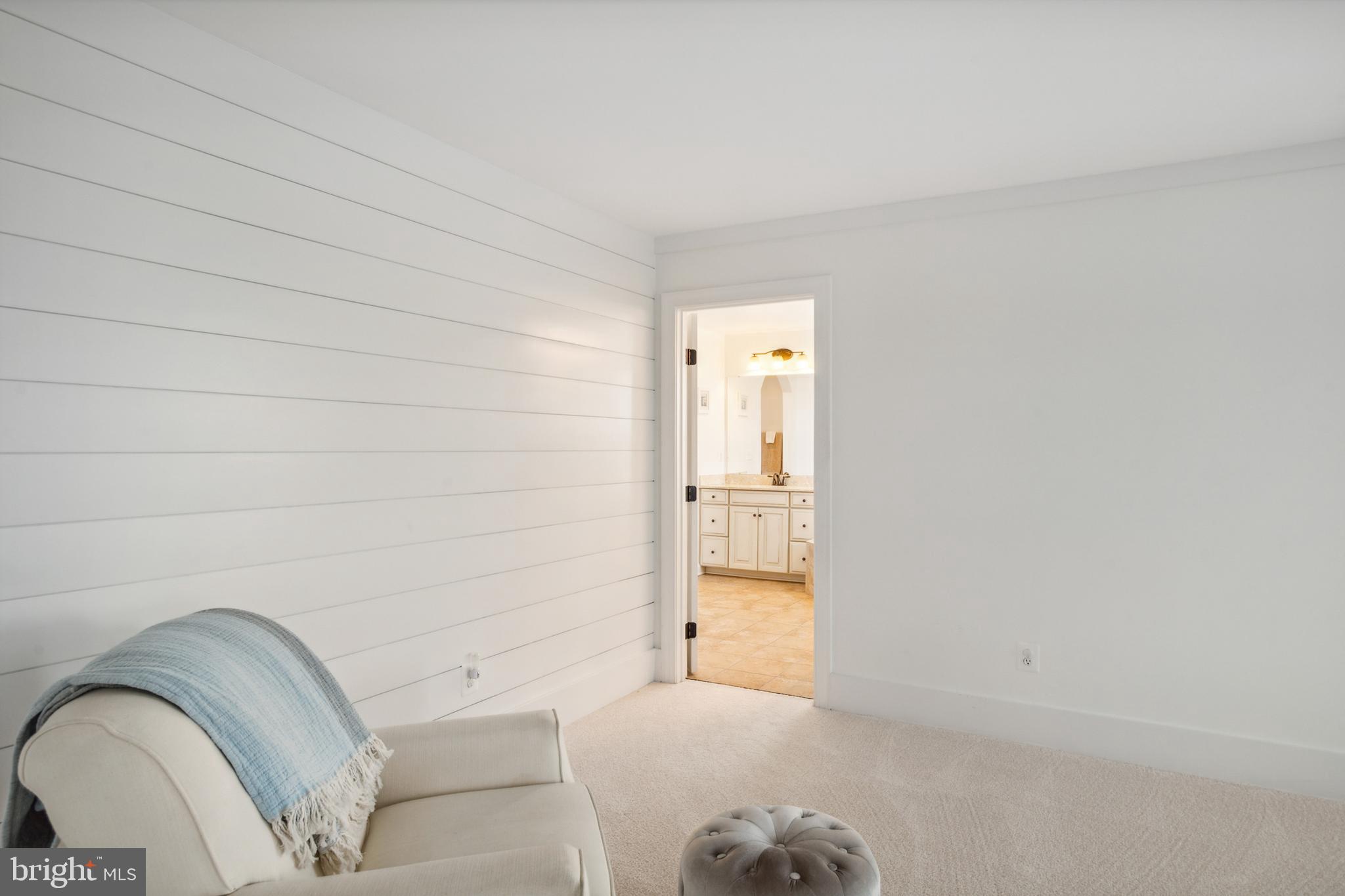 DAWSON'S CORNER - Residential