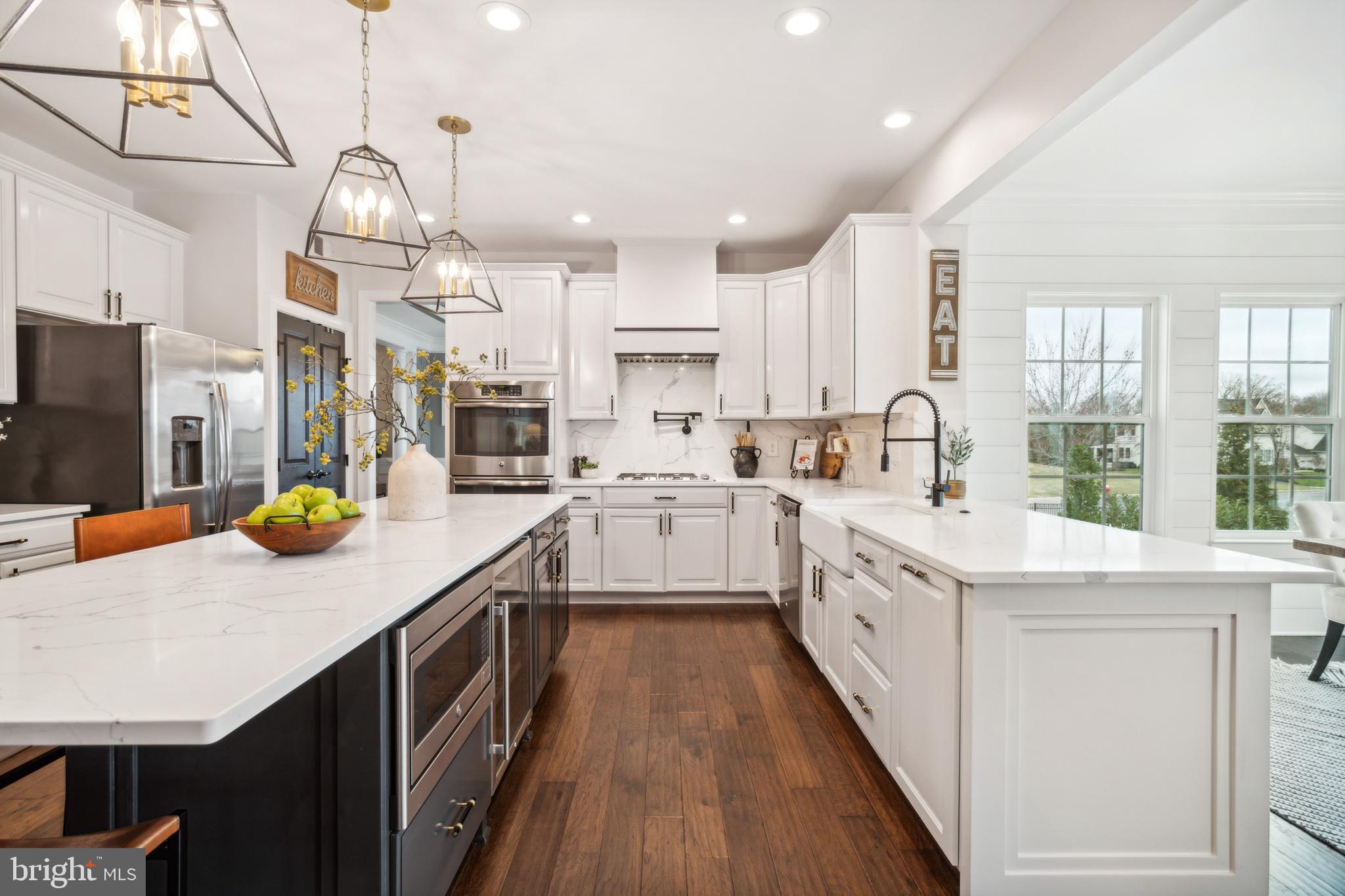 DAWSON'S CORNER - Residential