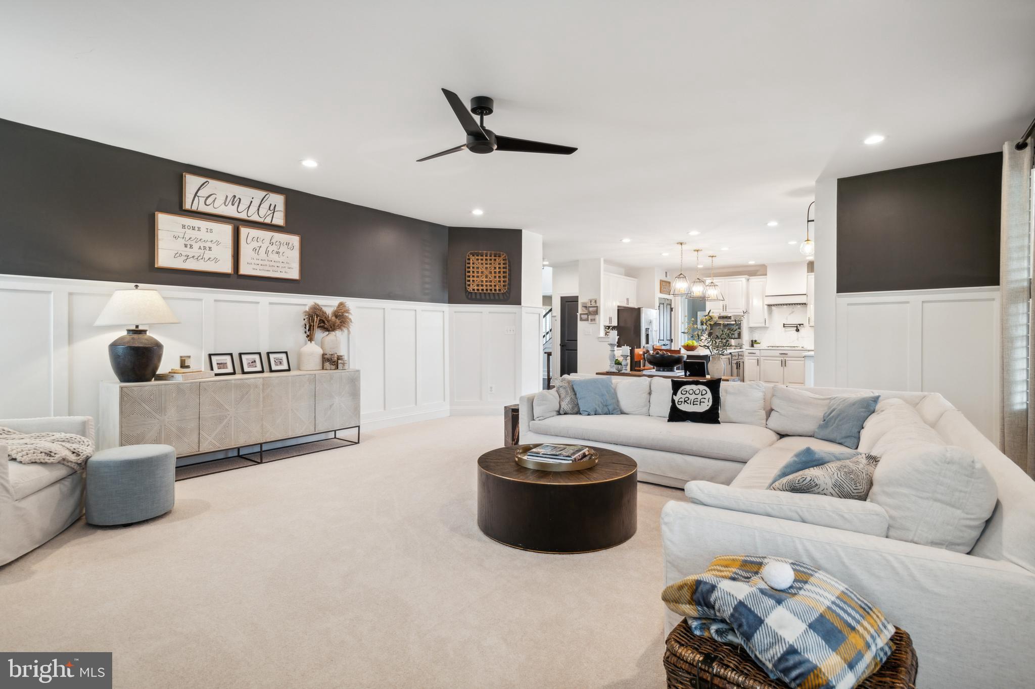 DAWSON'S CORNER - Residential