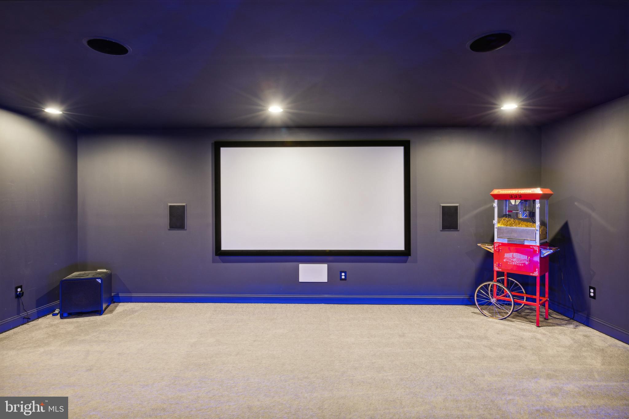 DAWSON'S CORNER - Residential