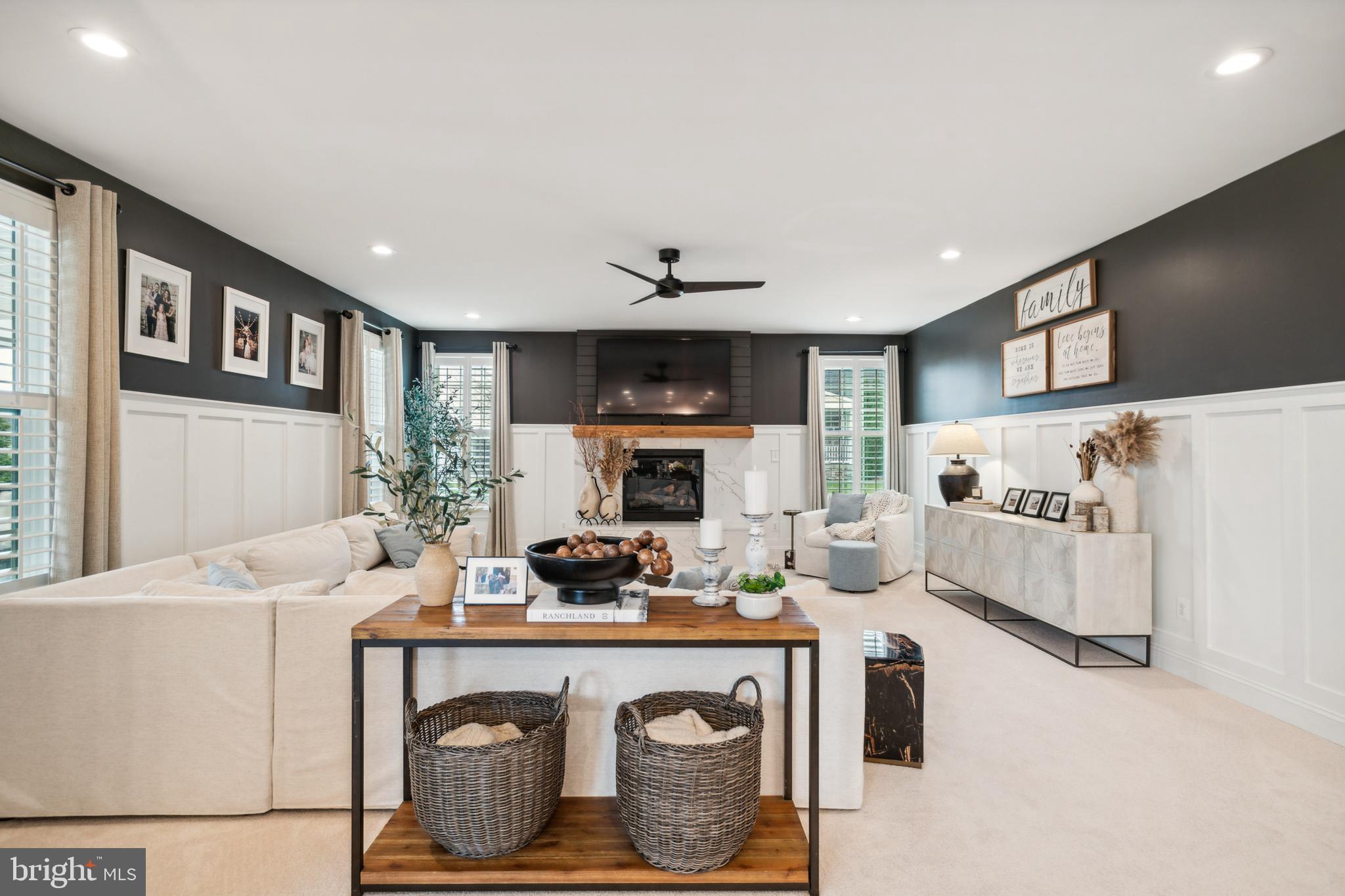 DAWSON'S CORNER - Residential