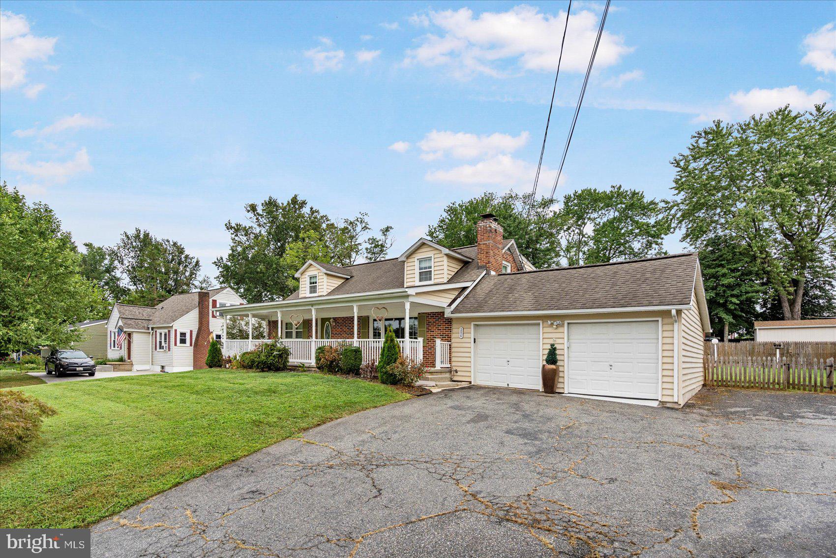 296 PARADISE ROAD