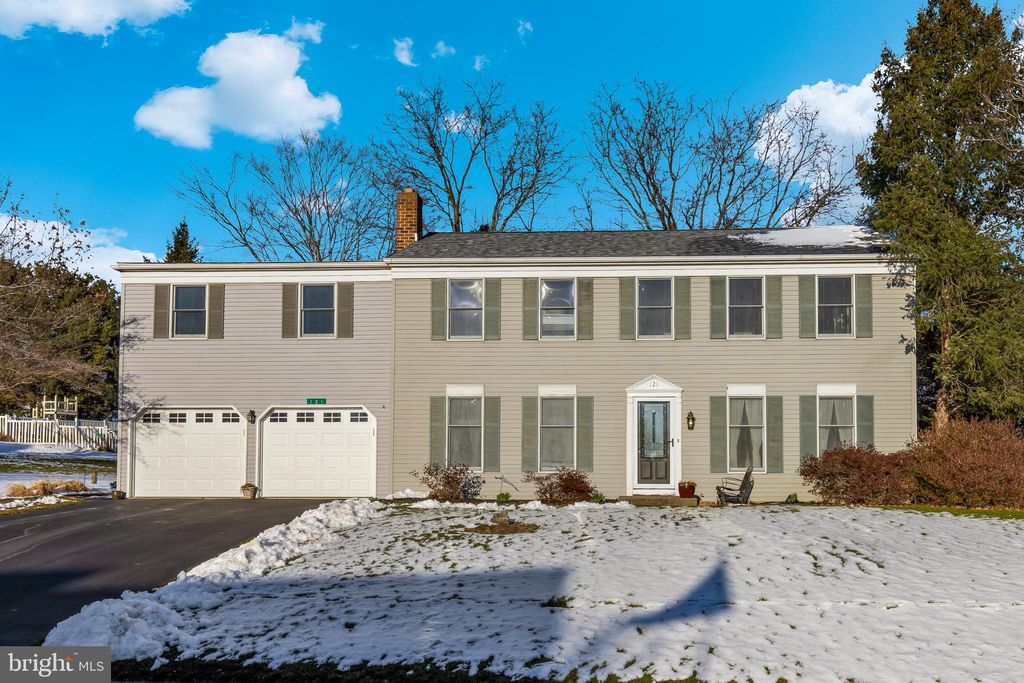 Photo of 121 Saddleback Drive, Marietta, PA 17547 (MLS # PALA2047098)