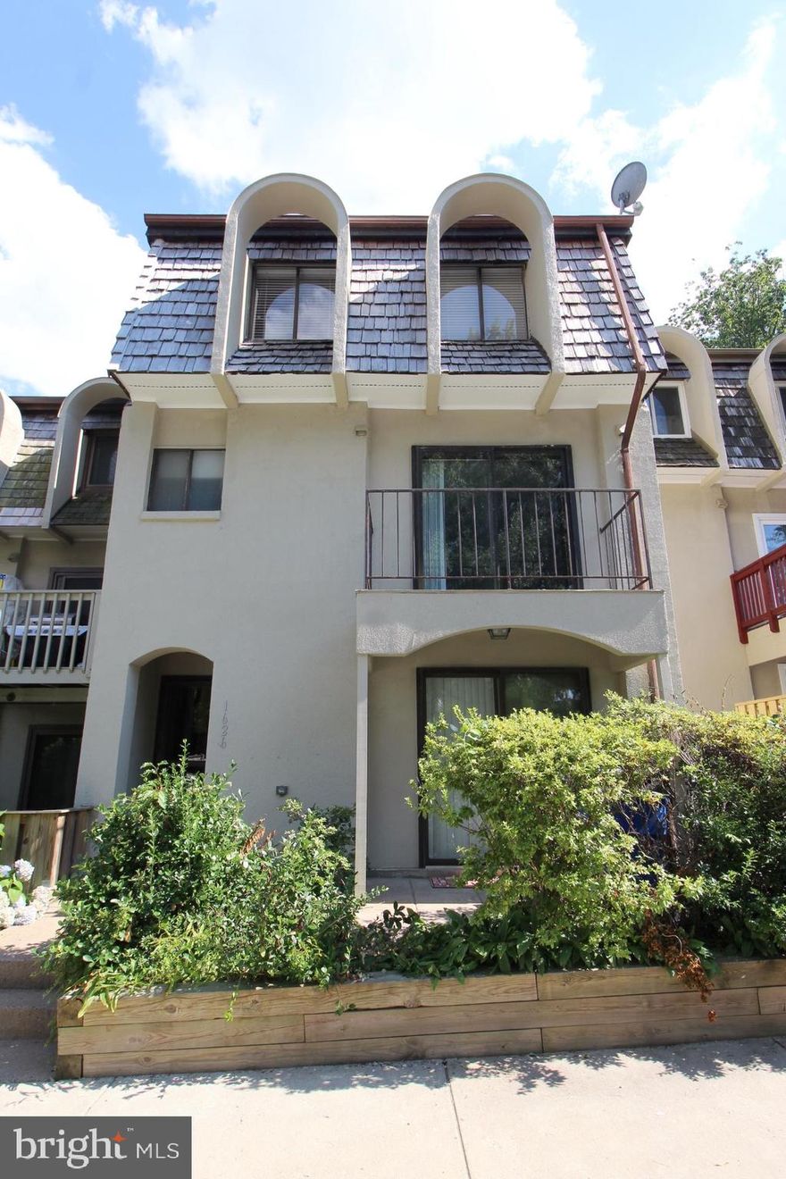 Spacious 3BR, 2.5 Bath townhome located in North Reston/ Tall Oaks. Home features an open floor plan withhardwood floors on the main level, upgraded fully equipped kitchen with 42' cabinets, granite countertopsand stainless-steel appliances, large lower-level Rec Room with sliding doors that lead to a private patio,upgraded bathrooms and a spacious master bedroom with balcony. Amenities include a community pool,parks, and trails. Enjoy all Reston has to offer! 

During the application process, any additional fees and disclosures will be provided before application submission to help ensure transparency. Credit reporting is part of your lease and may increase your credit score up to 40 points over 12-24 months if rent is paid on time.