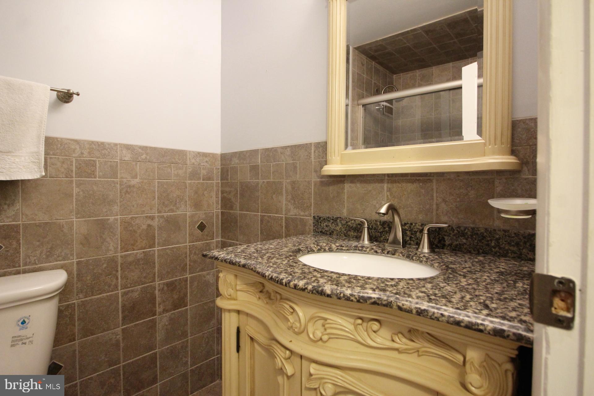 RESTON - Residential Lease