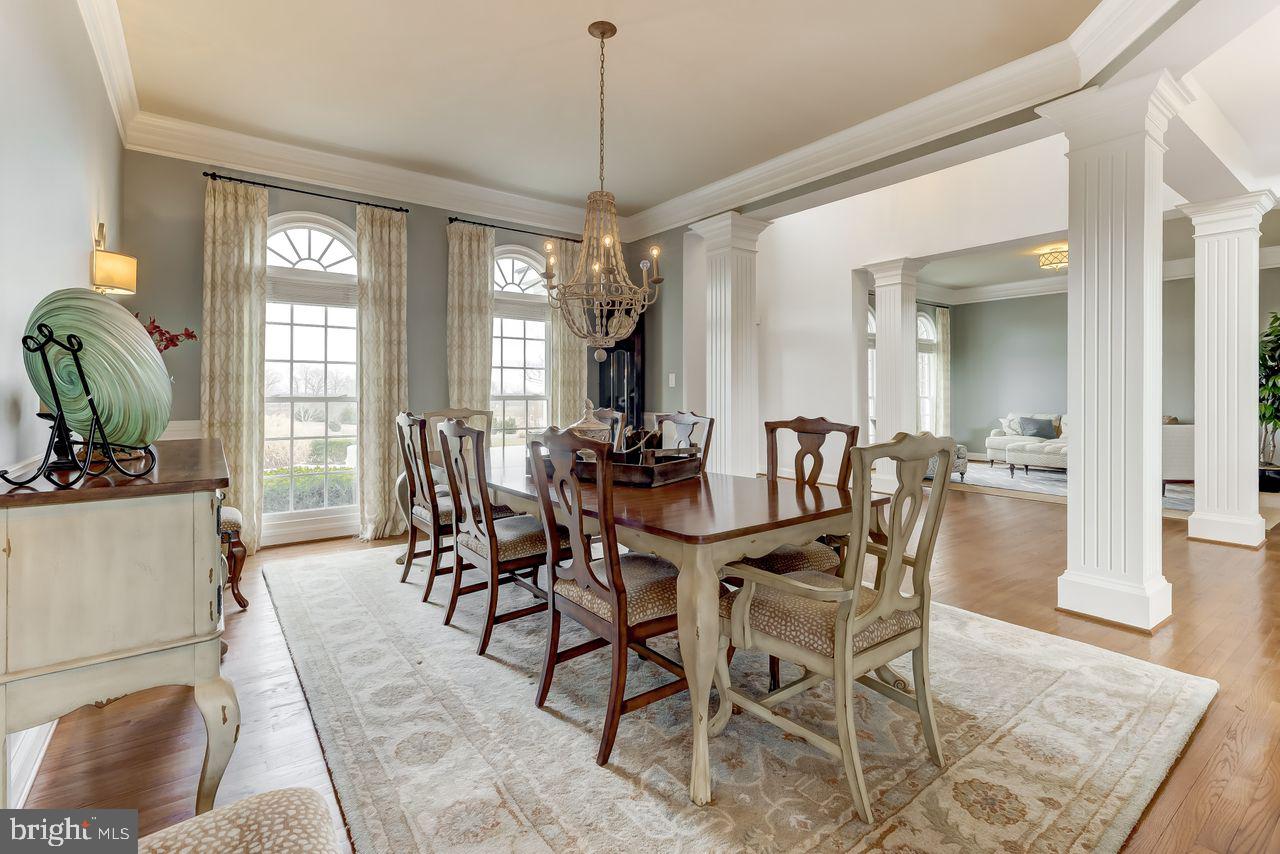 AVONDALE ESTATES - Residential