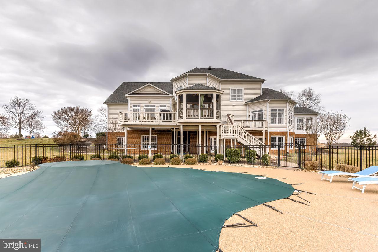 AVONDALE ESTATES - Residential