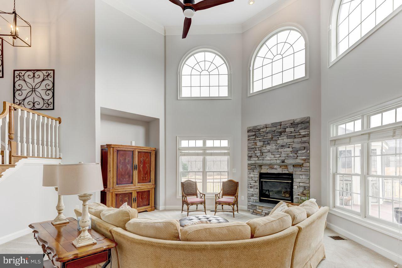 AVONDALE ESTATES - Residential