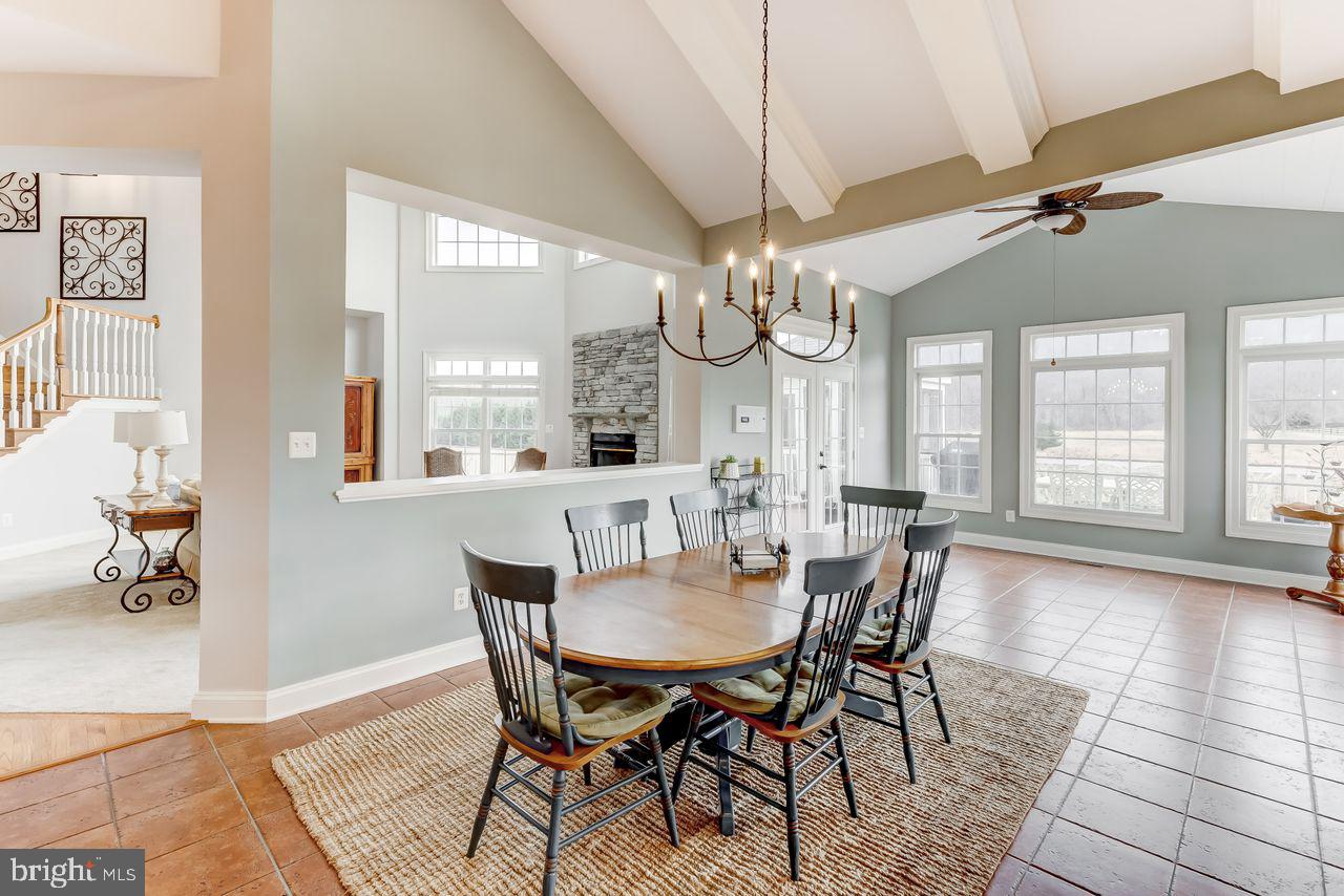 AVONDALE ESTATES - Residential