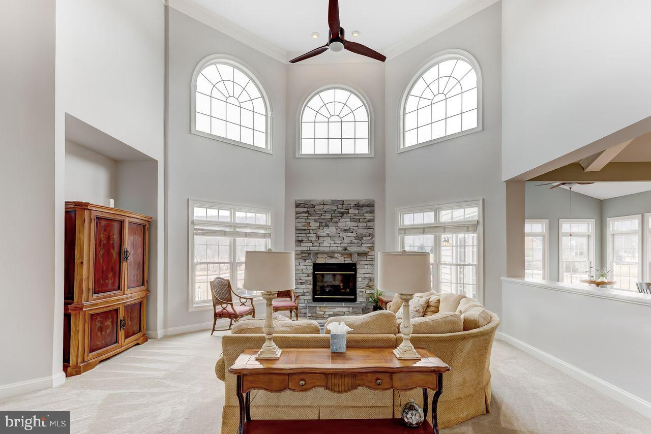 AVONDALE ESTATES - Residential