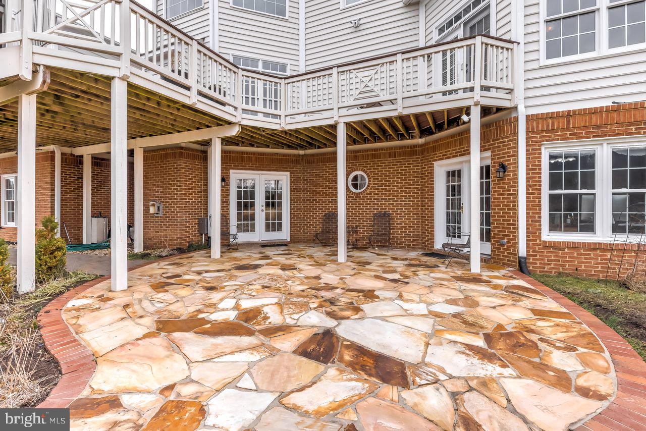 AVONDALE ESTATES - Residential