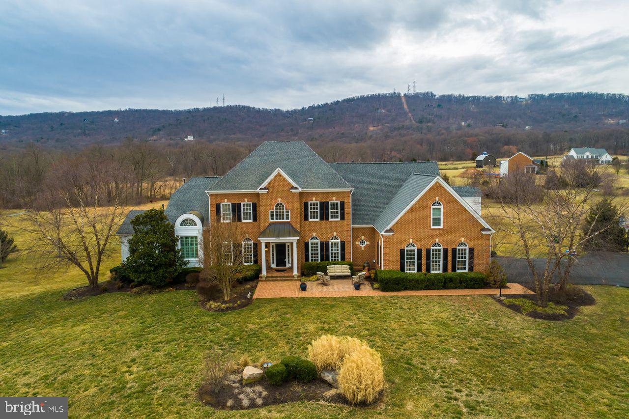 AVONDALE ESTATES - Residential