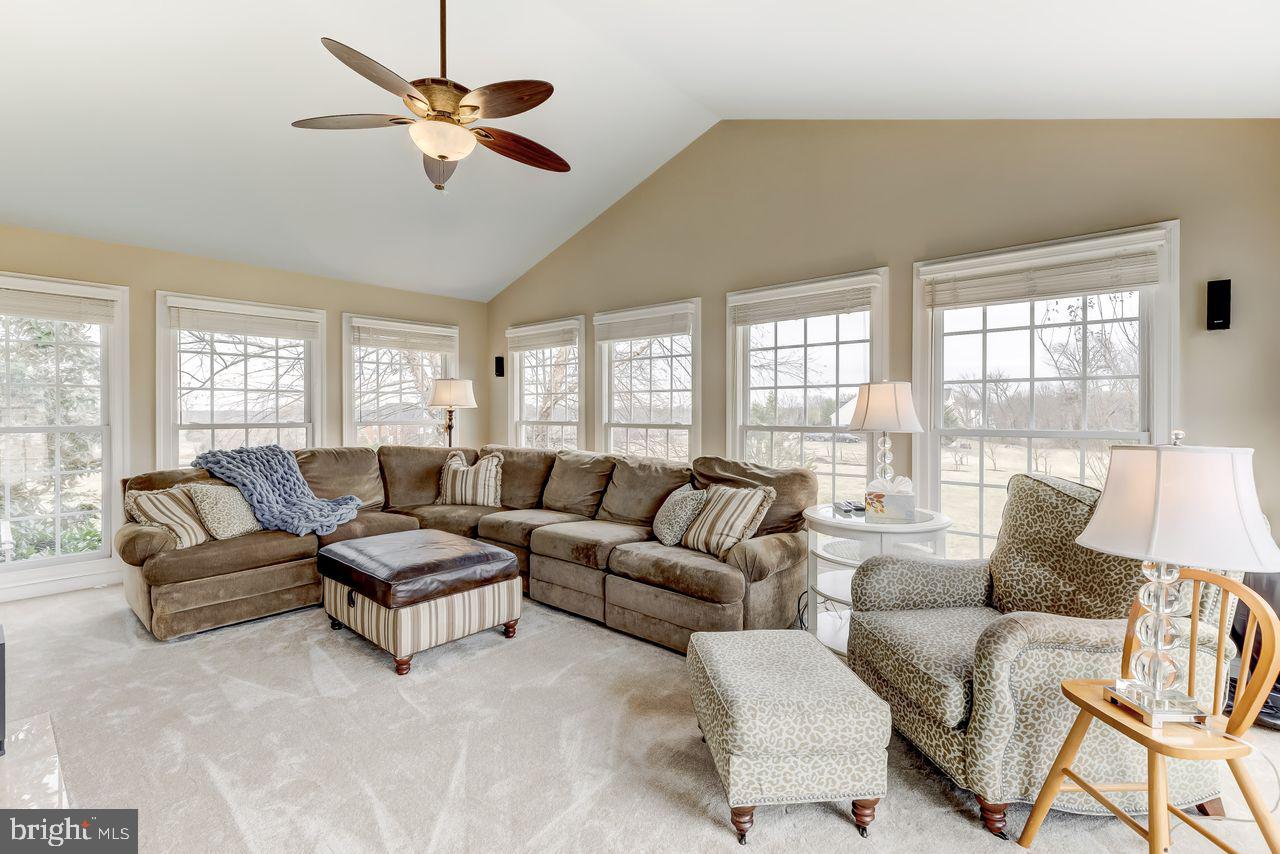 AVONDALE ESTATES - Residential