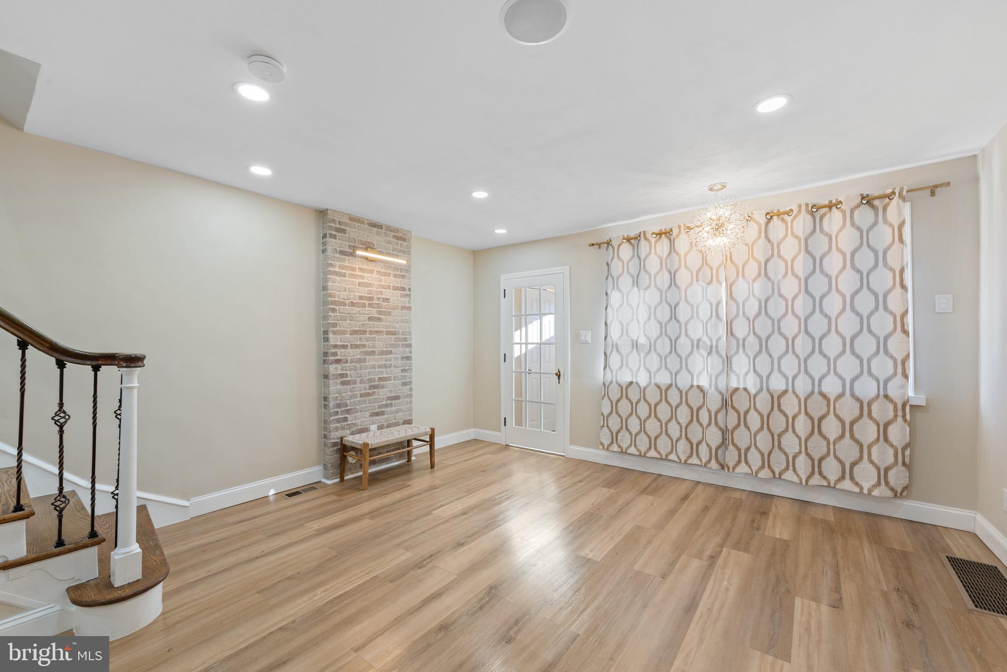 WYNNEFIELD - Residential