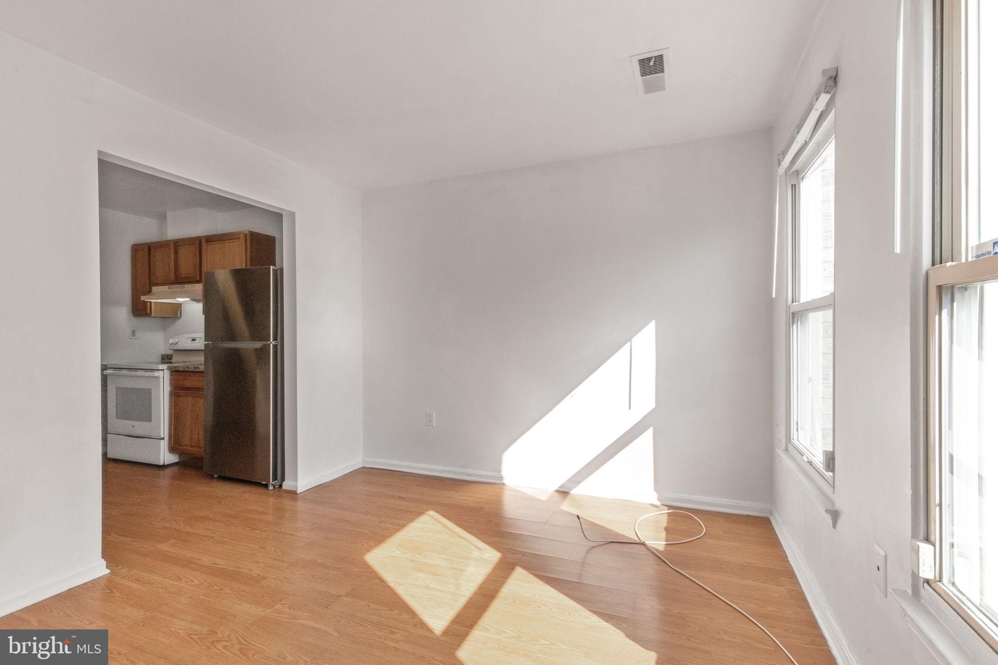 WILLOW HILLS - Residential Lease