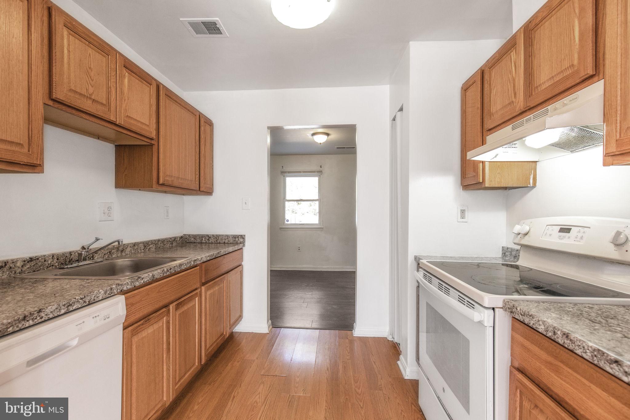 WILLOW HILLS - Residential Lease