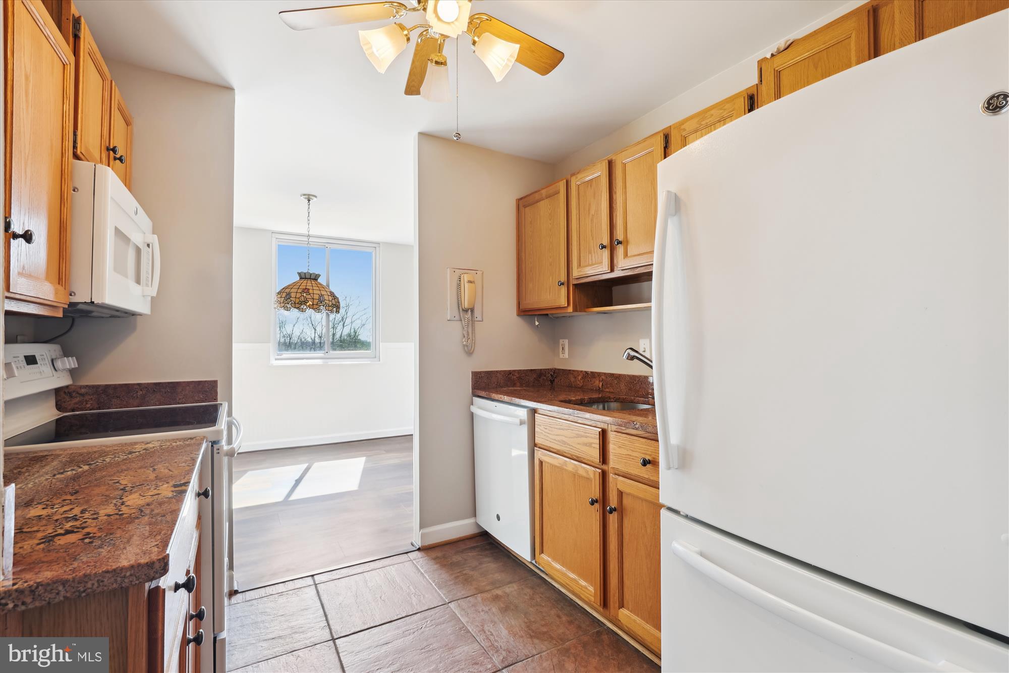 BARCROFT HILLS - Residential