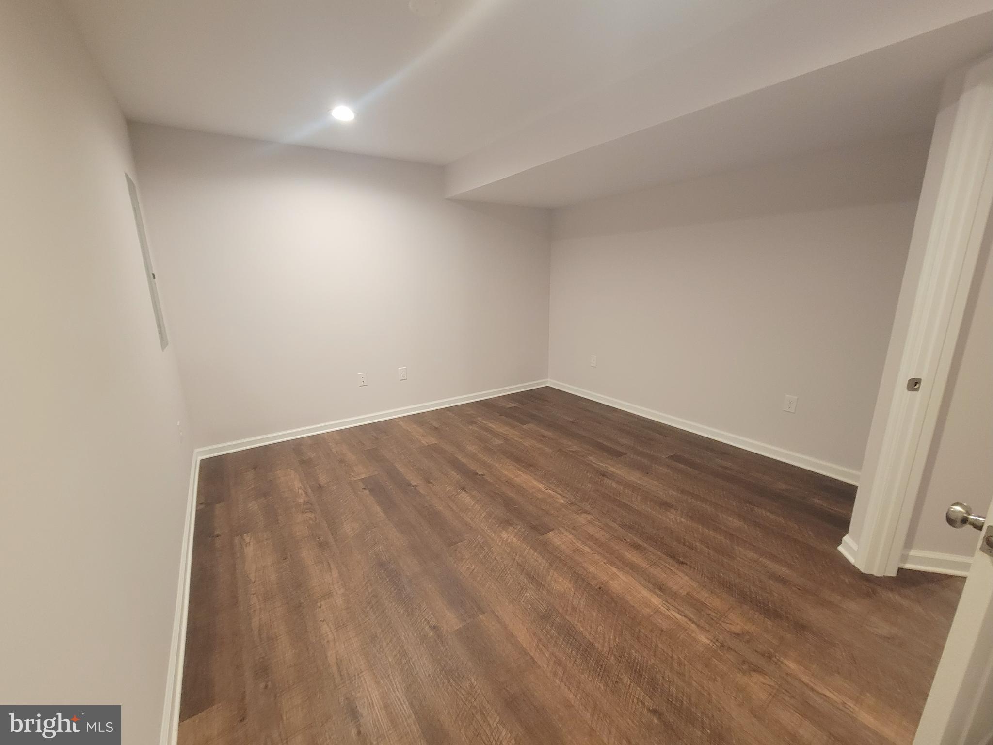 COLLEGE HEIGHTS - Residential Lease