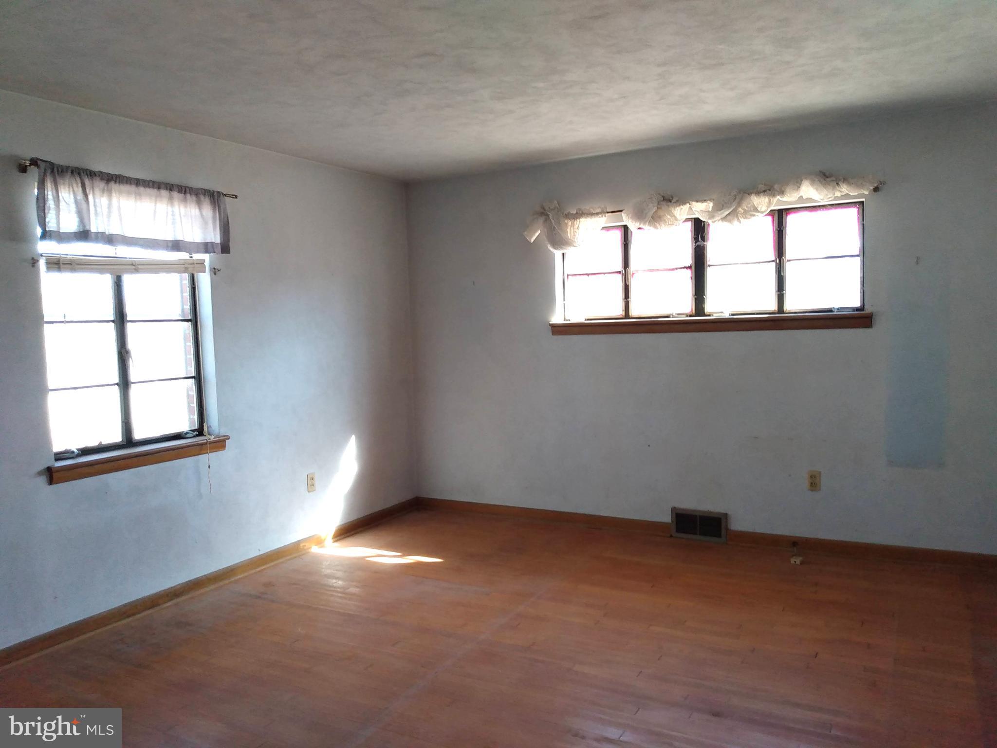 OAK FOREST - Residential