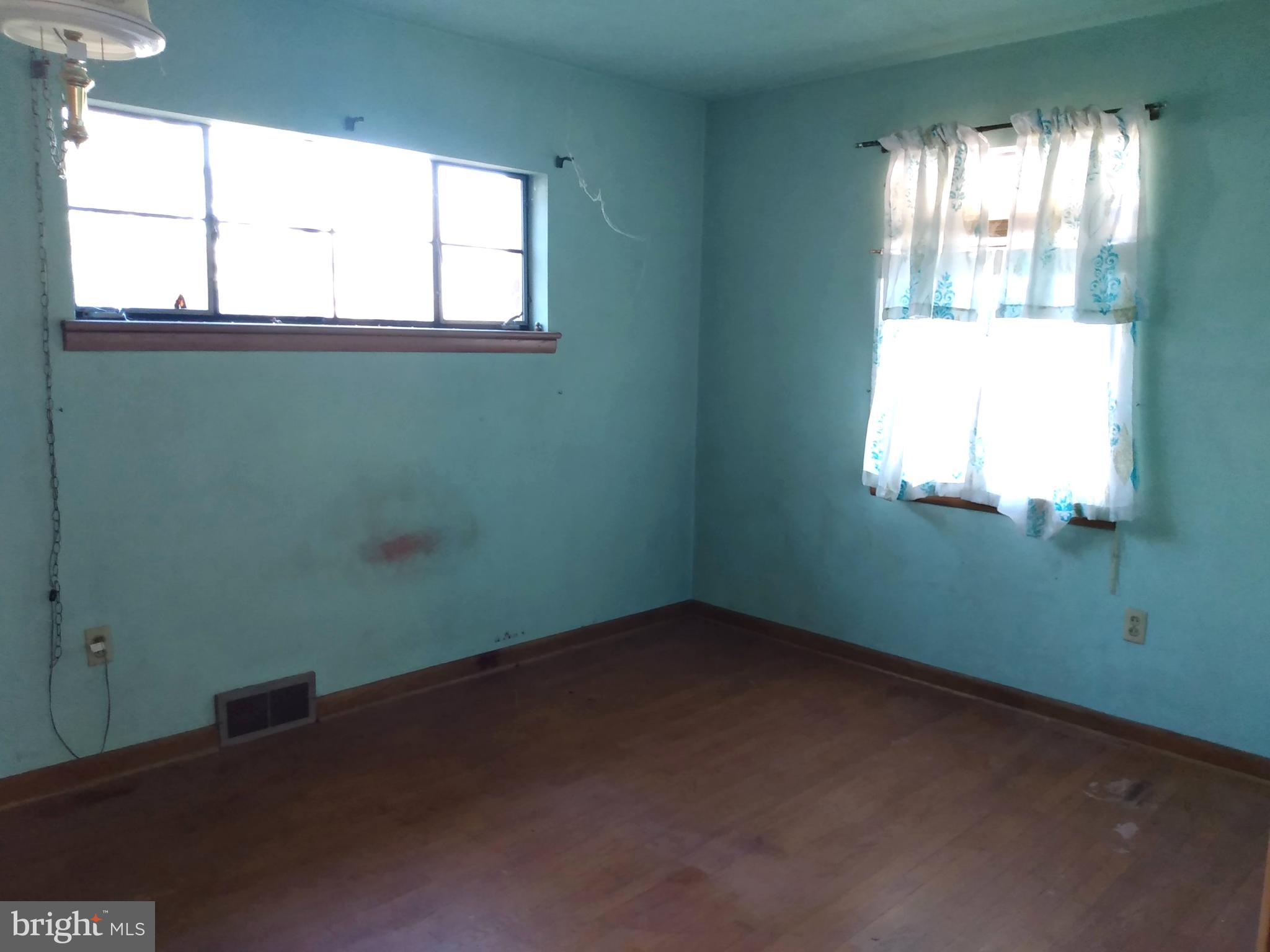 OAK FOREST - Residential