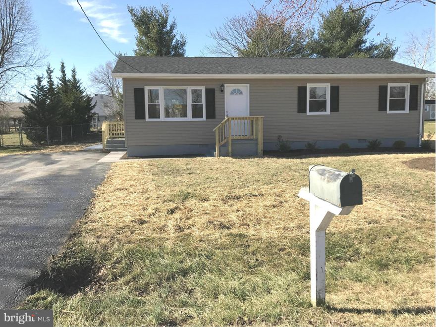 **PRICE REDUCED****Beautiful renovated Rancher*Everything is done just move in!*Amazing Refinished Hardwoods Living room and bedrooms* New HVAC* New Roof*New Windows*New Vinyl Siding*New Insulation* New Bathroom*New Vinyl Flooring and SS Appliances and cabinets. Partially fenced yard. Separate laundry room.Great commuter location on east side of town.Minutes to RT7 and I81 No HOA.