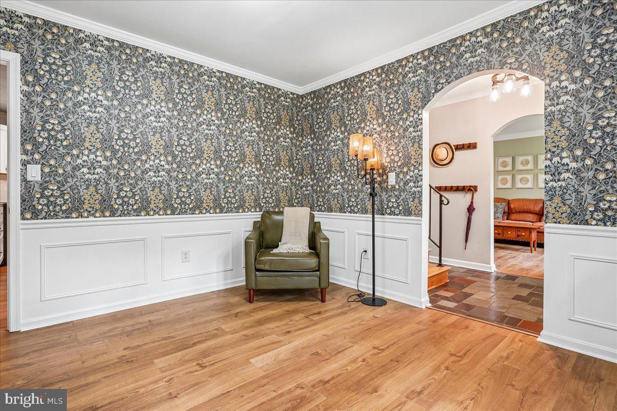 8021 WHITTING DRIVE