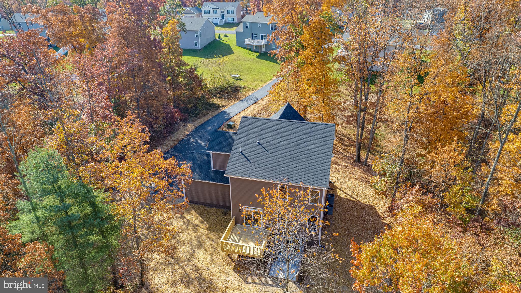 MIDDLE CREEK MANOR - Residential