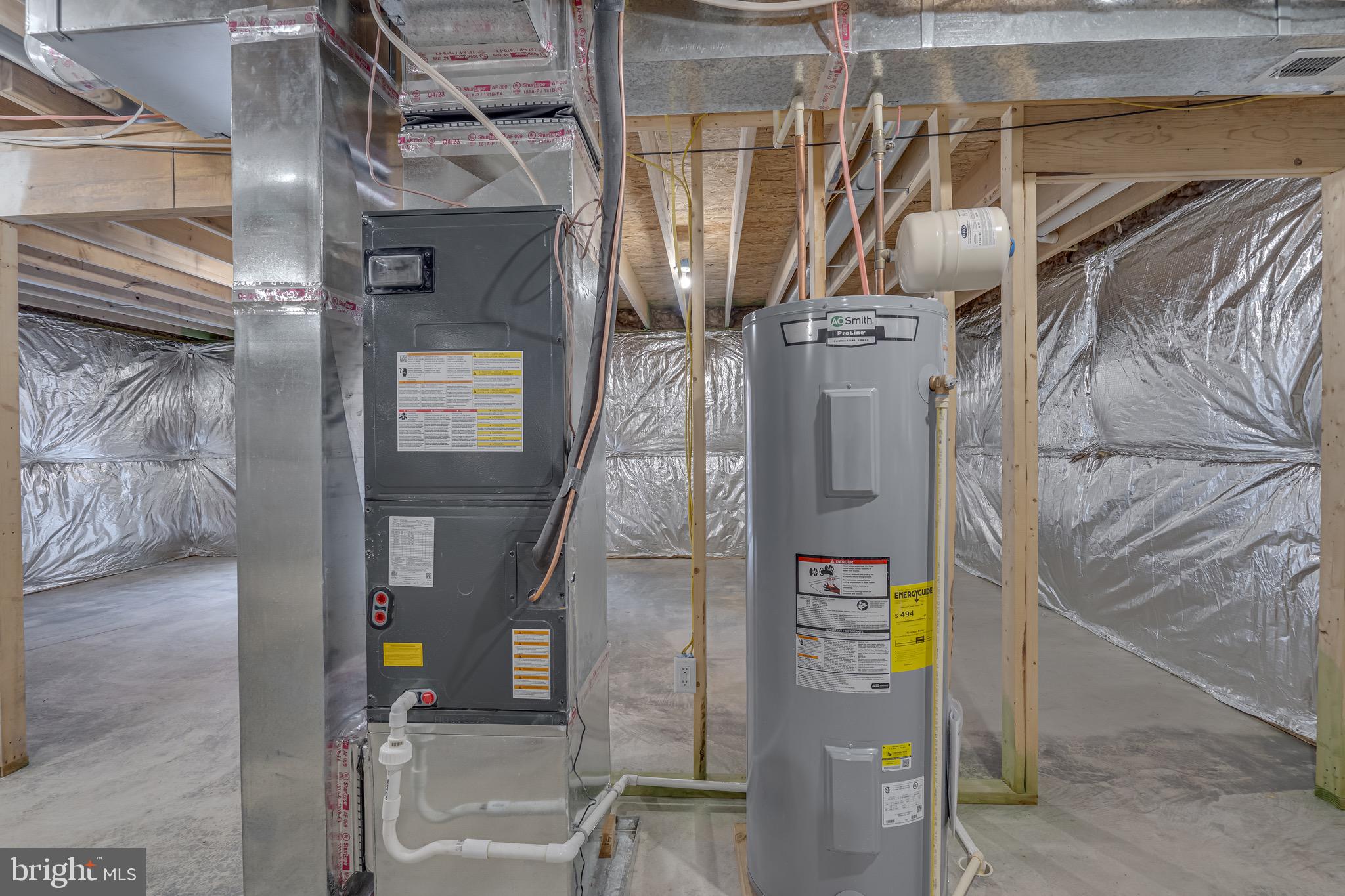 MIDDLE CREEK MANOR - Residential