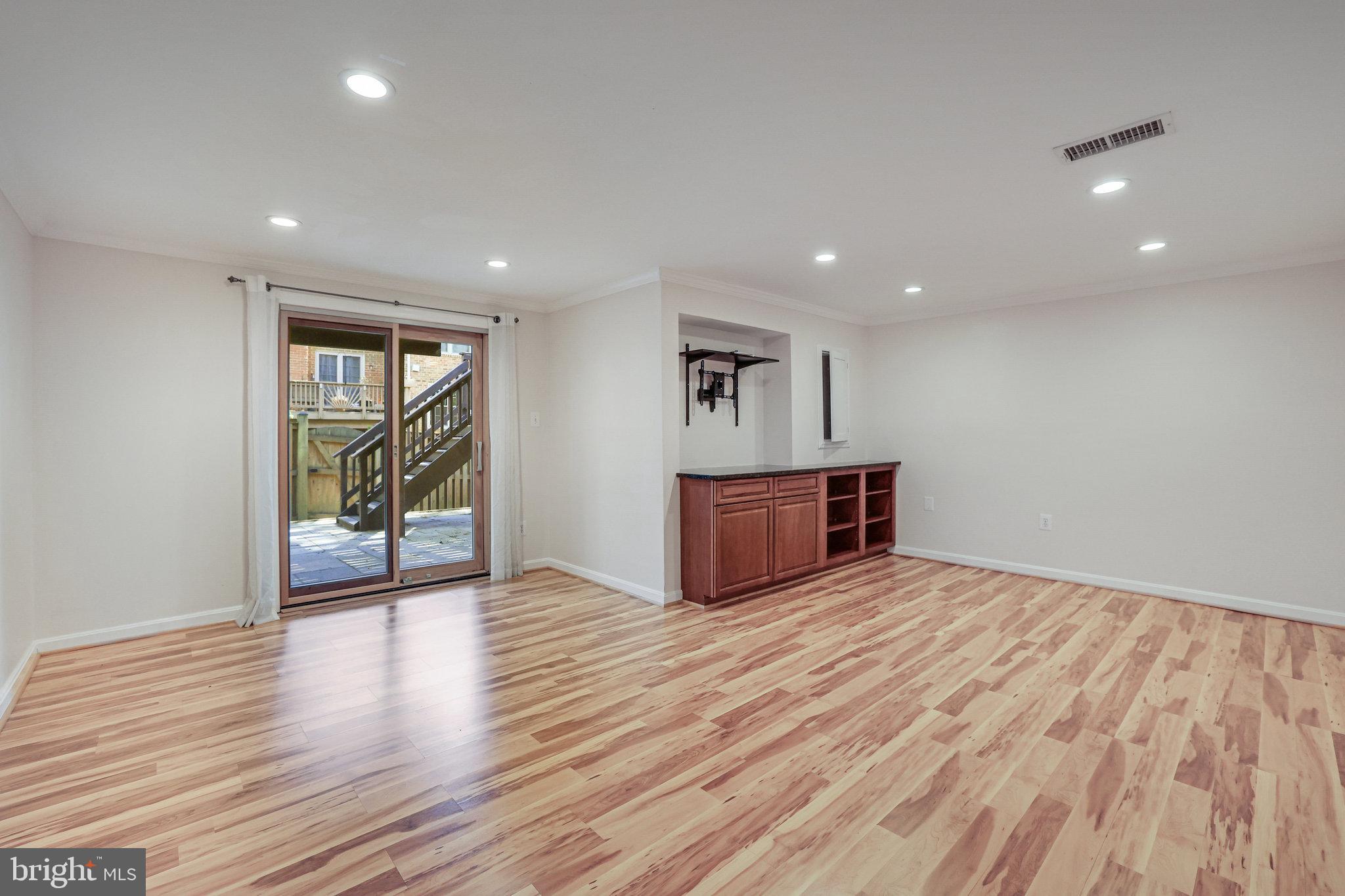 MARSHALL HEIGHTS - Residential