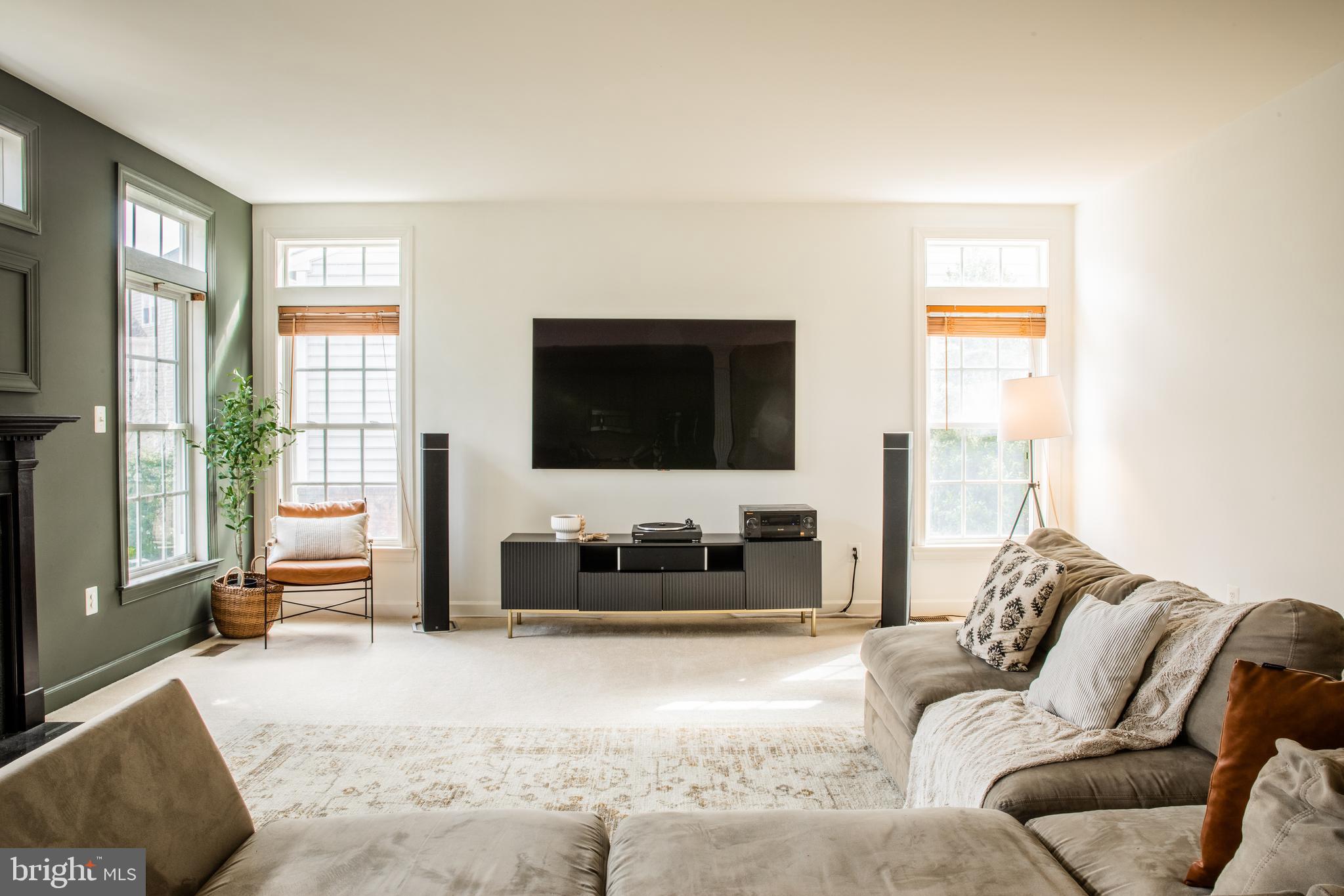 VILLAGES OF URBANA - Residential Lease