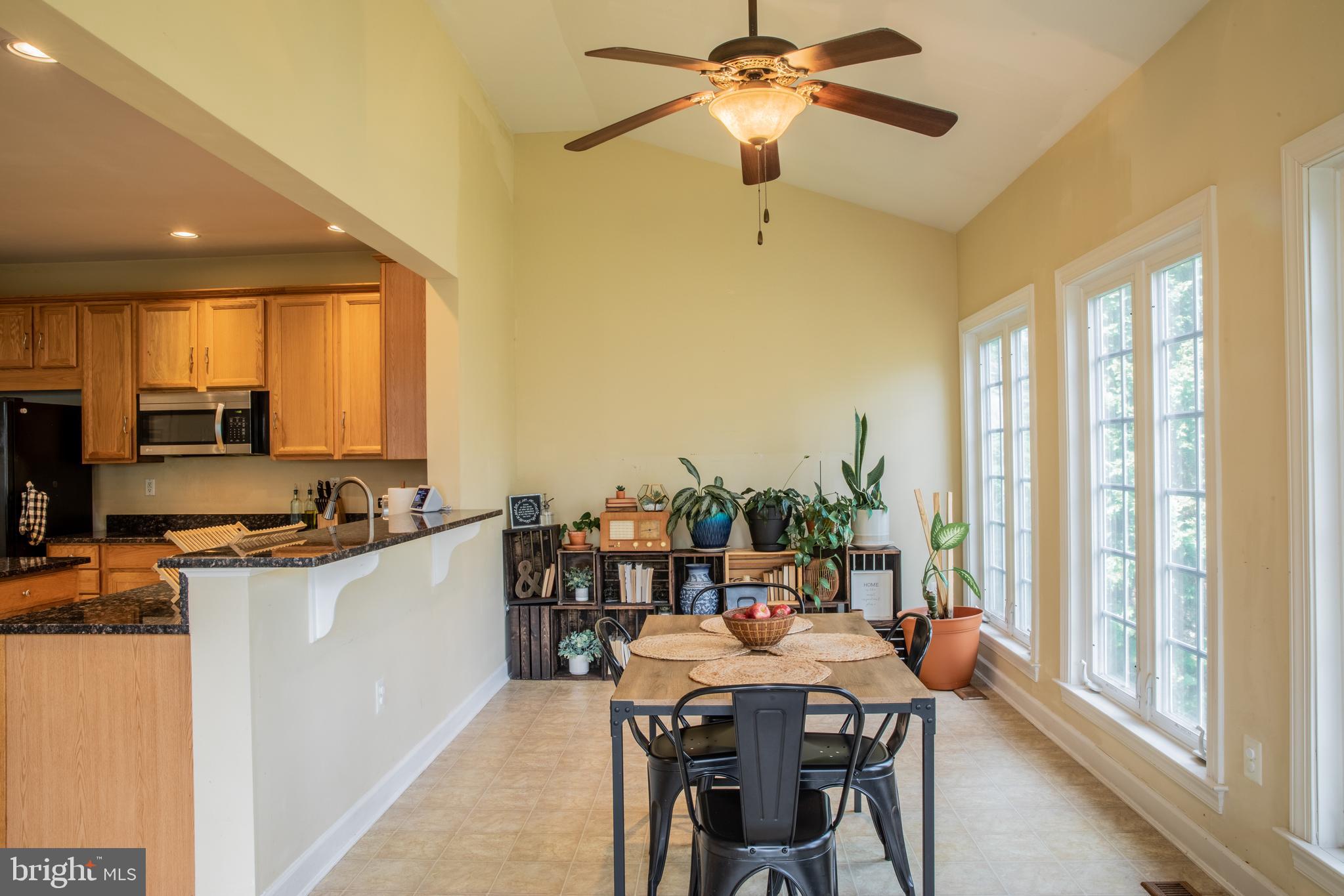 VILLAGES OF URBANA - Residential Lease