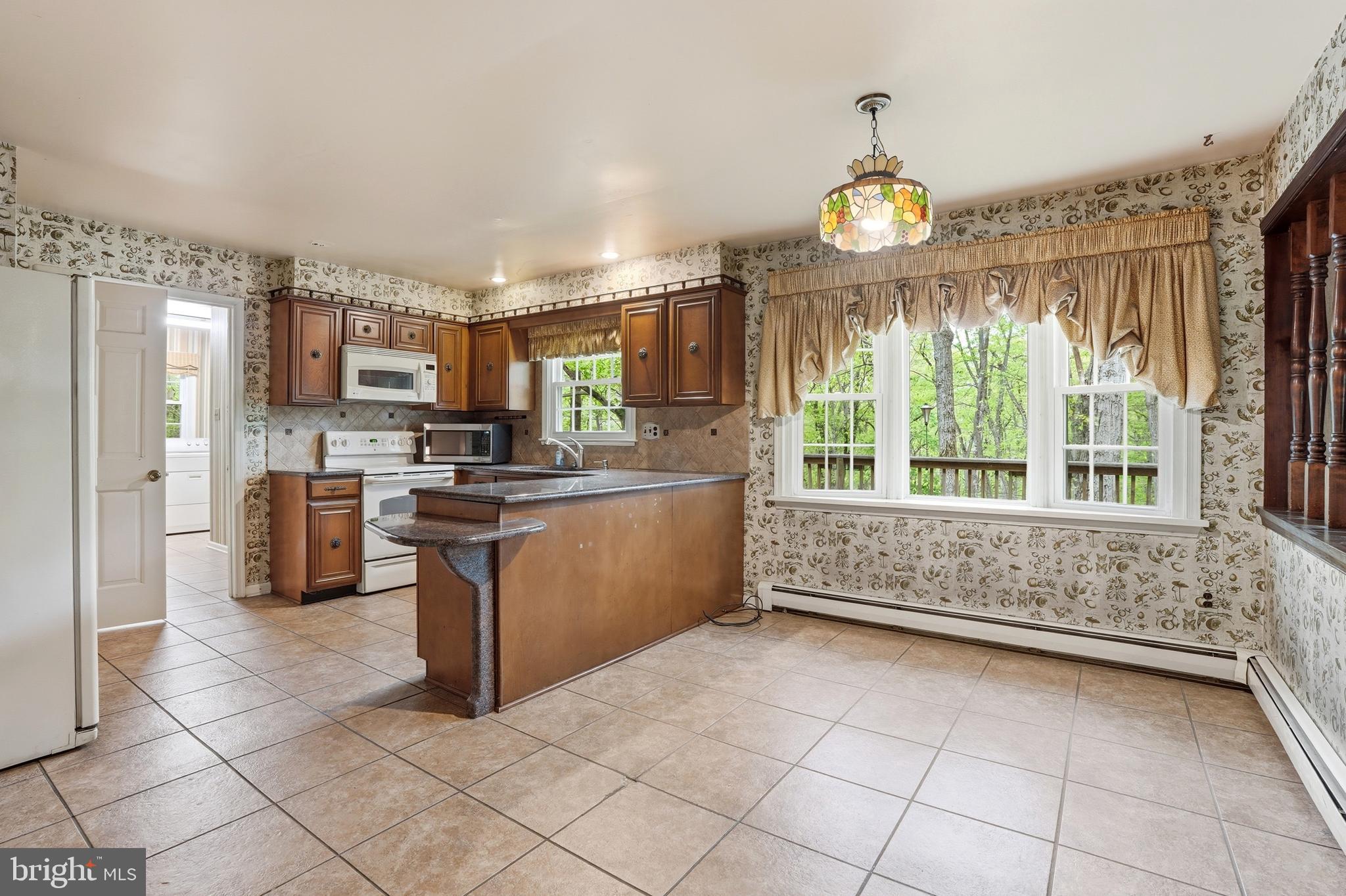 DOGWOOD HOLLOW - Residential
